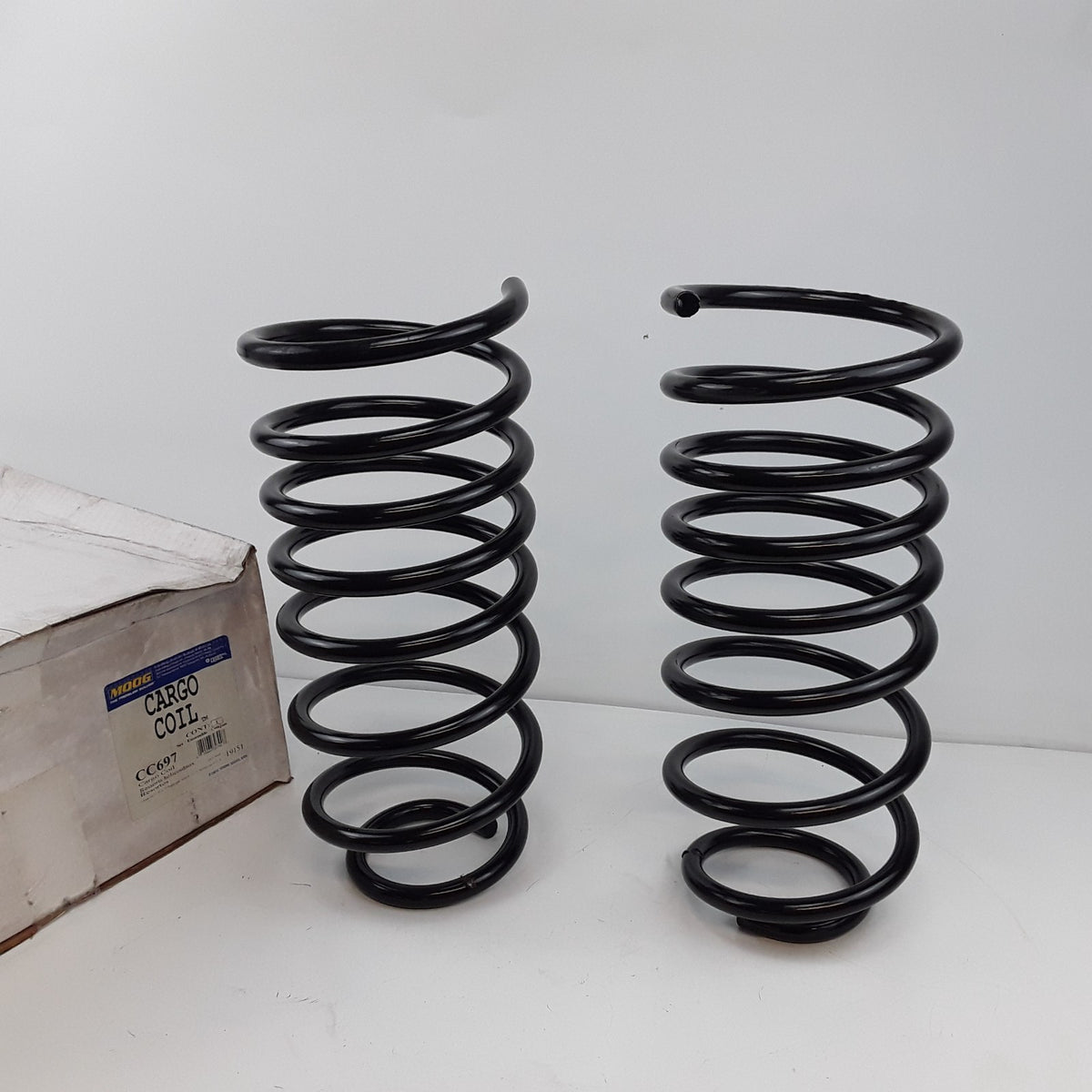 Coil Spring Set Fits Chevrolet Impala 2000-2003 Oldsmobile Intrigue 1998-2002