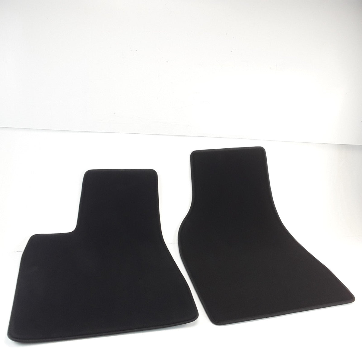 Model X 2015-2021 Front LH 1st Row Floor Mat Kit 1100517-00-C OEM