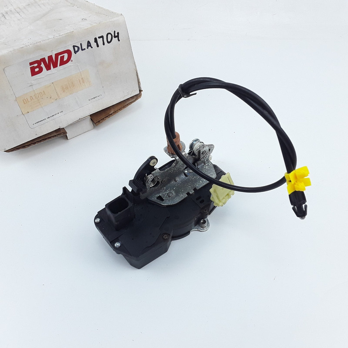 Rear Right Door Lock Actuator Fits Saturn Aura Chevrolet Malibu (2008 2009-2012)