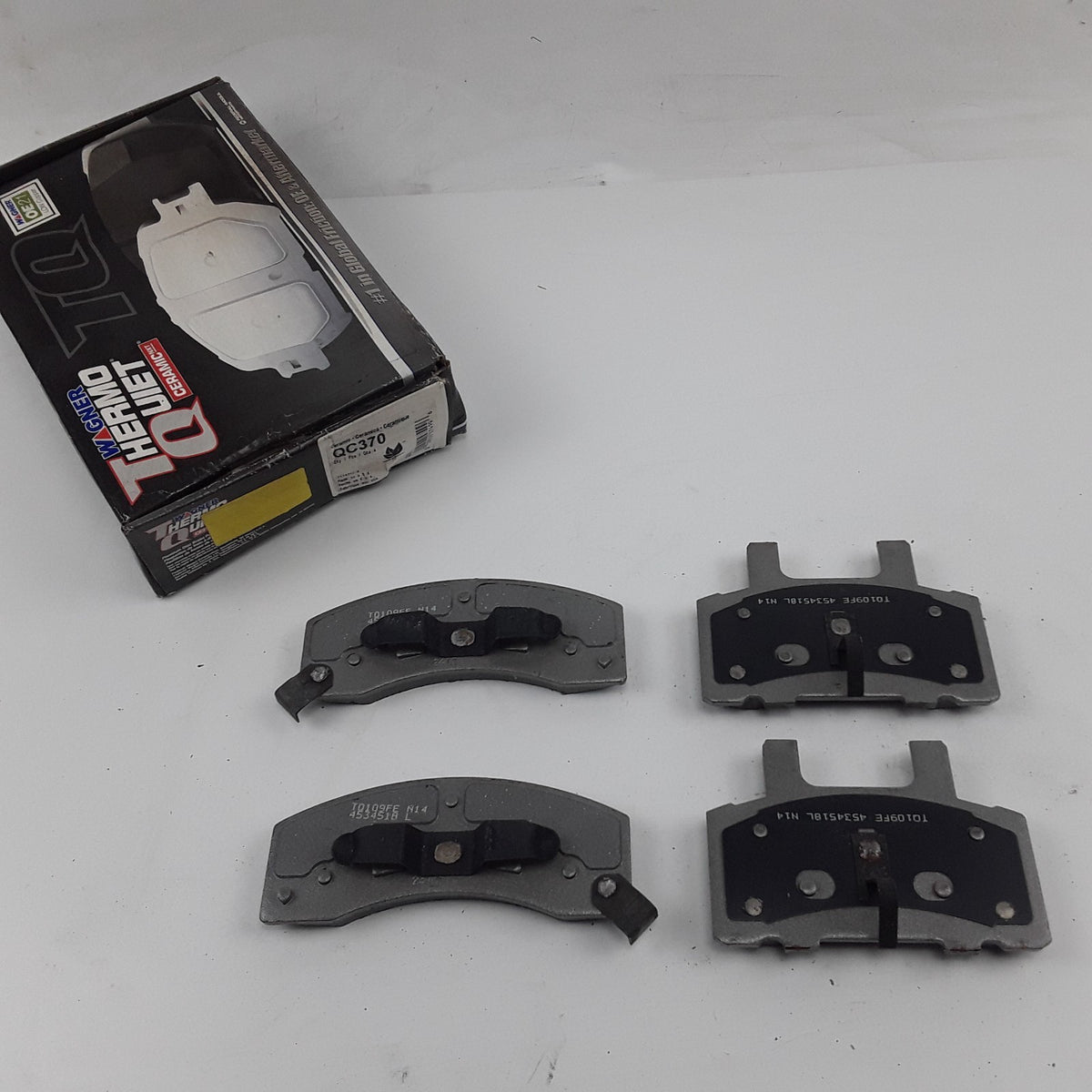 Front Metallic Brake Pad Set Fits Dodge Chevrolet GMC 1988 1989 1990 1991-2000