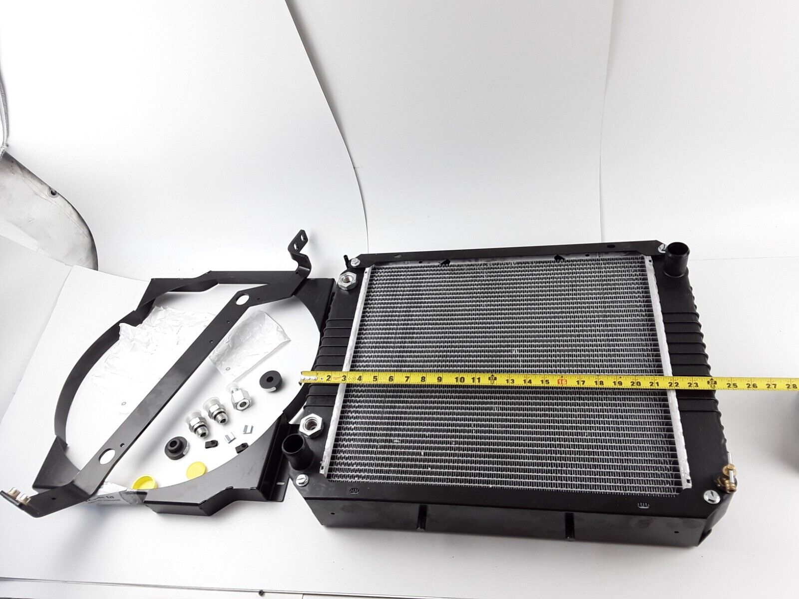 GENUINE HYSTER FORKLIFT 2056870 RADIATOR KIT W/SHROUD 1581391 ASSEMBLY 550245608 - HotCarParts