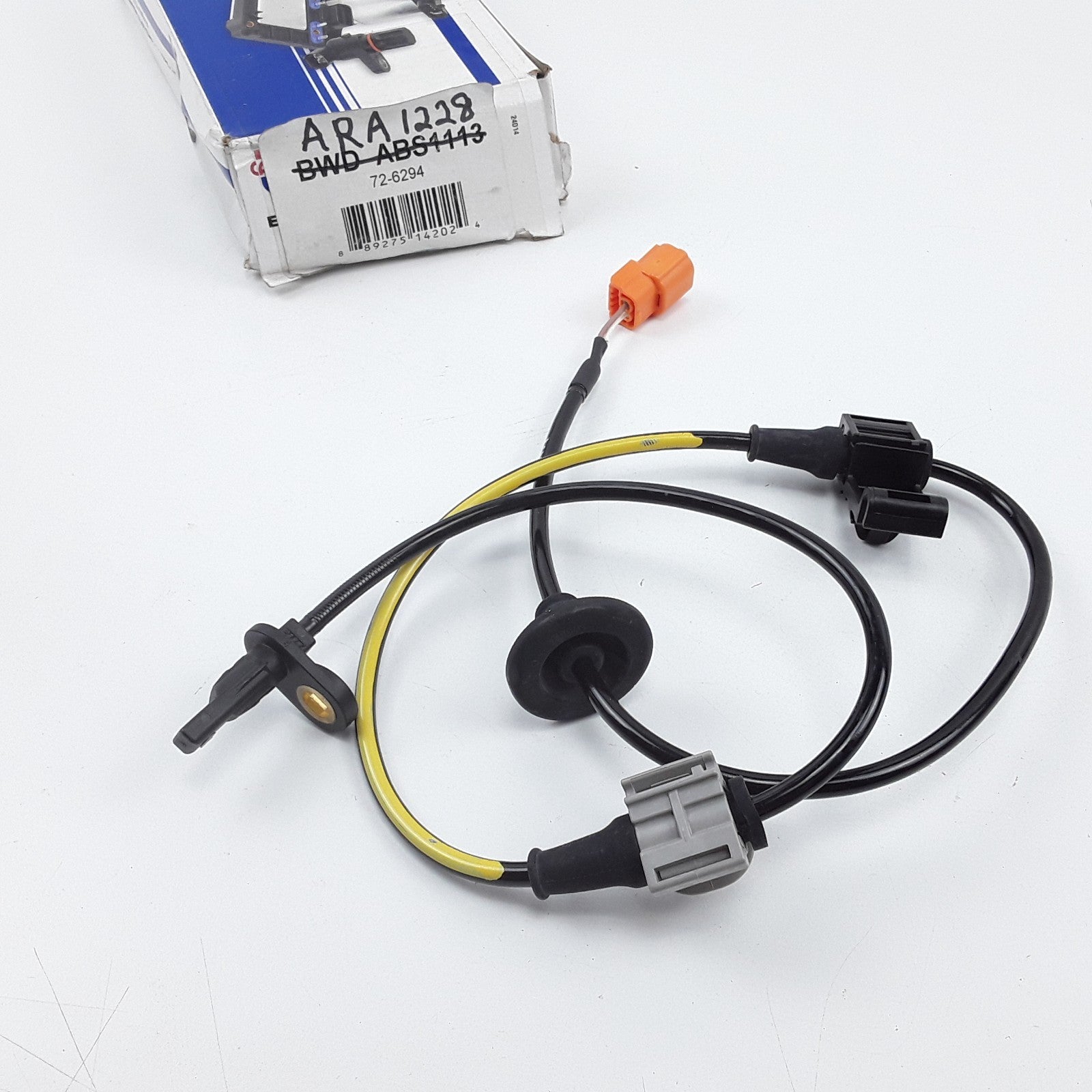 Carquest ARA1228 Front Right ABS Speed Sensor Fits Honda Odyssey (2005-2006)