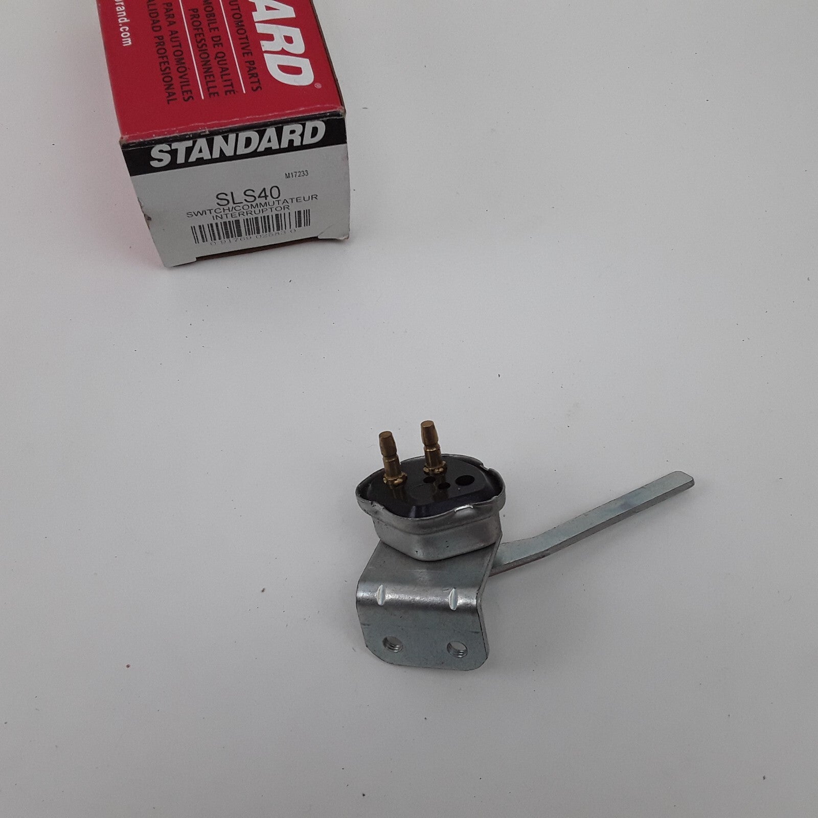 Standard SLS-40 Stoplight Switch For Oldsmobile Chevrolet Cadillac GMC 1941-1959