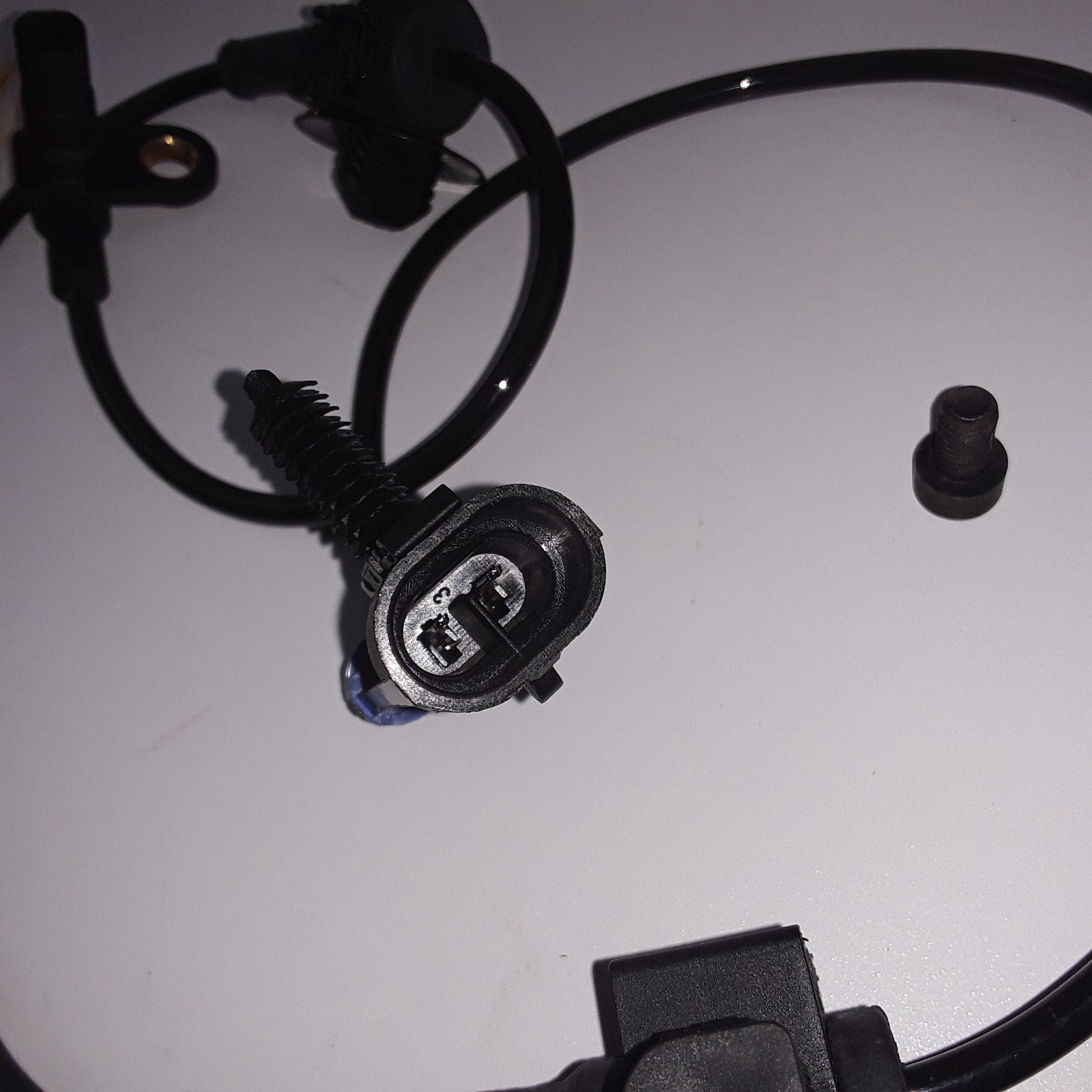 Wheel Speed Sensor Fits Cadillac Escalade GMC Yukon XL 1500 Tahoe 2007-2014