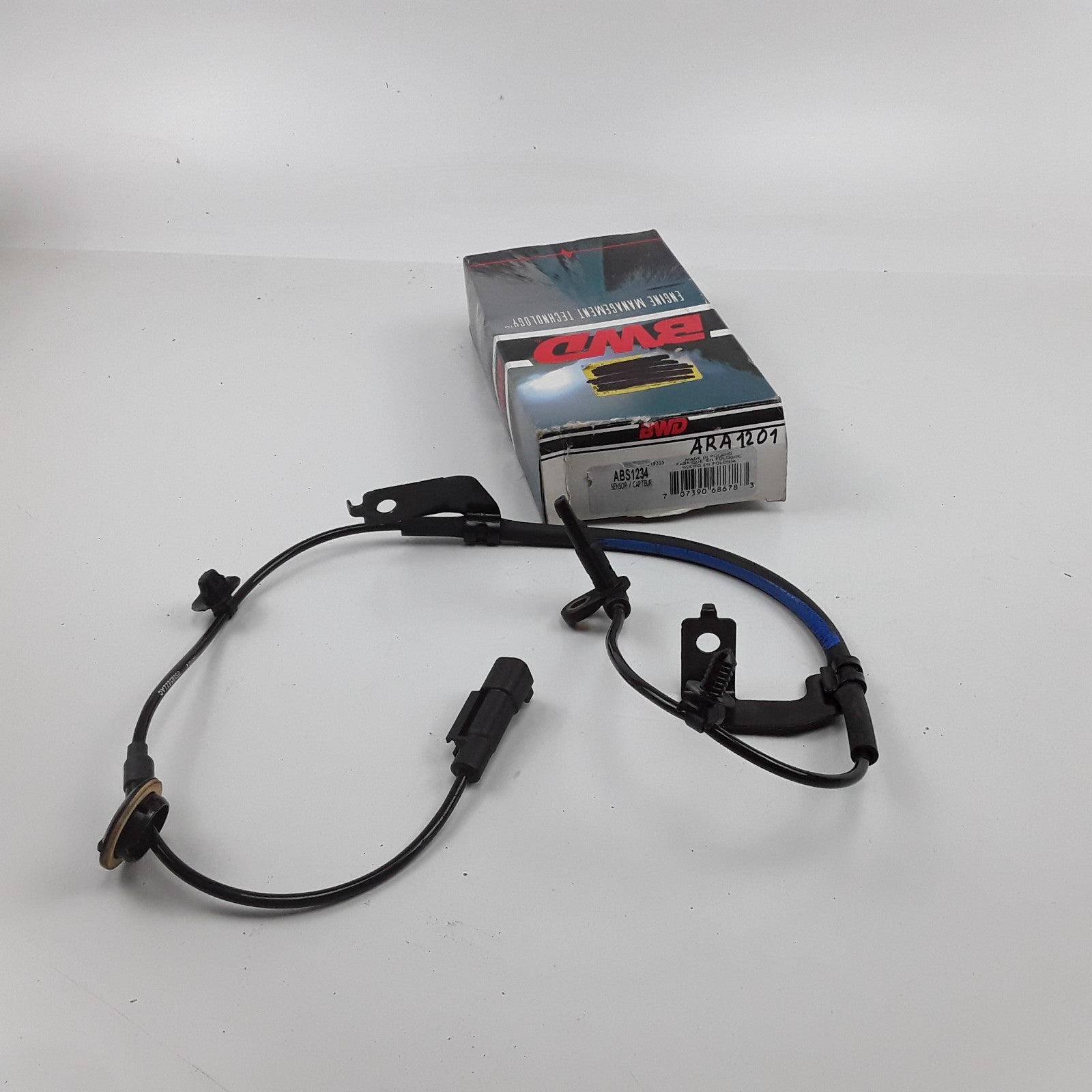 Rear LH Abs Wheel Speed Sensor Fits Dodge Charger Magnum Chrysler 300 2005-2010