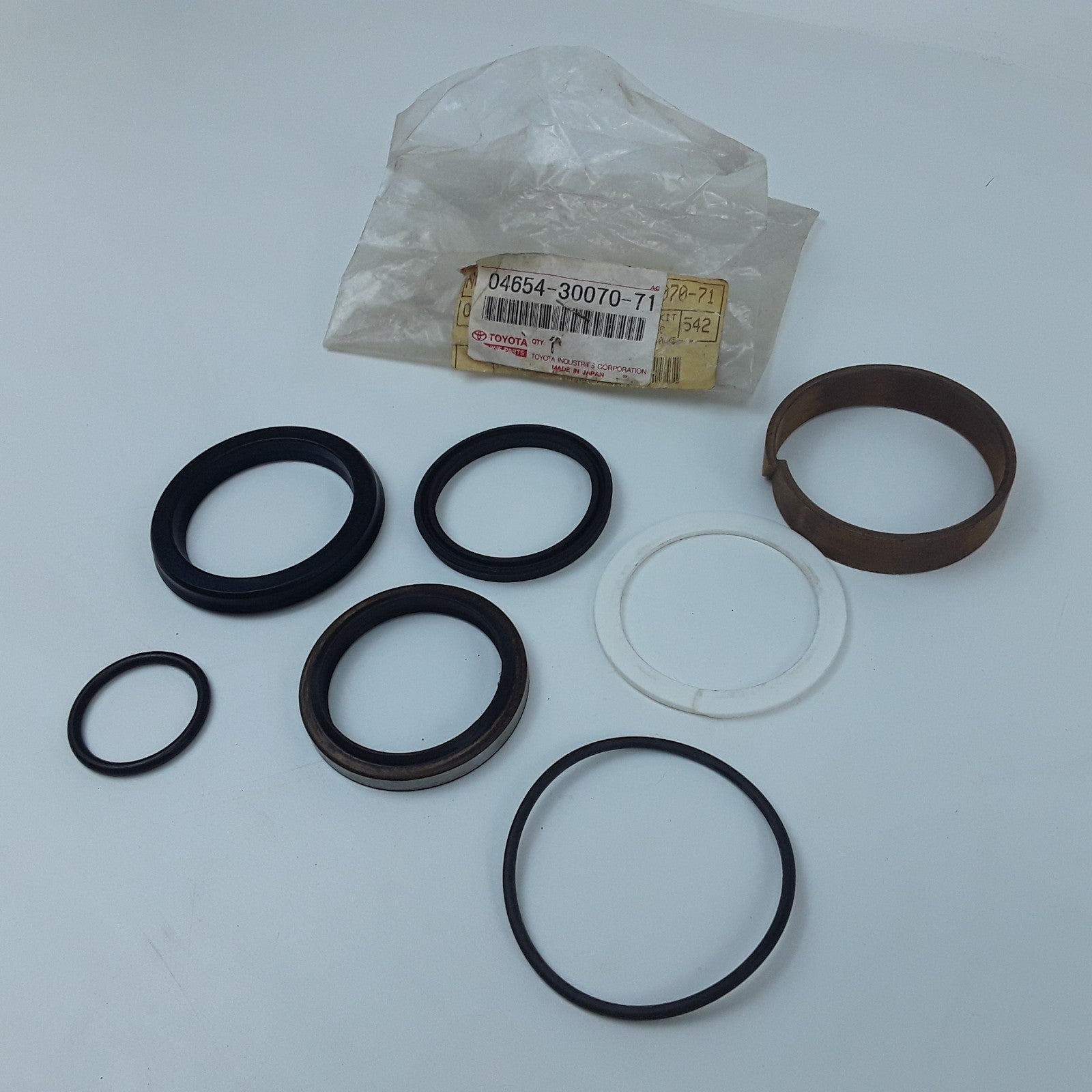 Lift Cylinder Seal Kit For Toyota Forklift 5FD45 5FG45 6FD45 7FD45 7FG45 7FGCU45