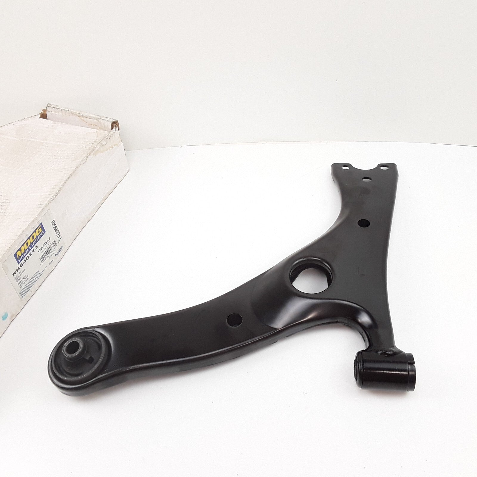 New Moog  Suspension Control Arm Front Left Lower Fits Toyota RAV4 2004-2005