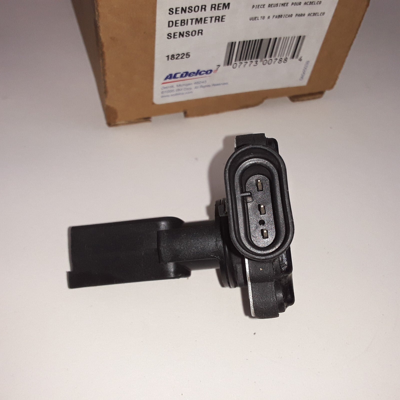 ACDelco Mass Air Flow Sensor Fits Pontiac Oldsmobile Chevrolet Buick (1999-2005)