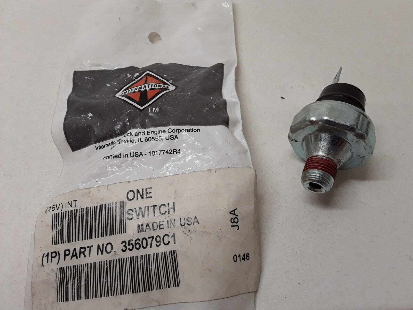 GENUINE OEM International 356079C1 Fuel Sender Oil Light Pressure Switch FAST SH - HotCarParts