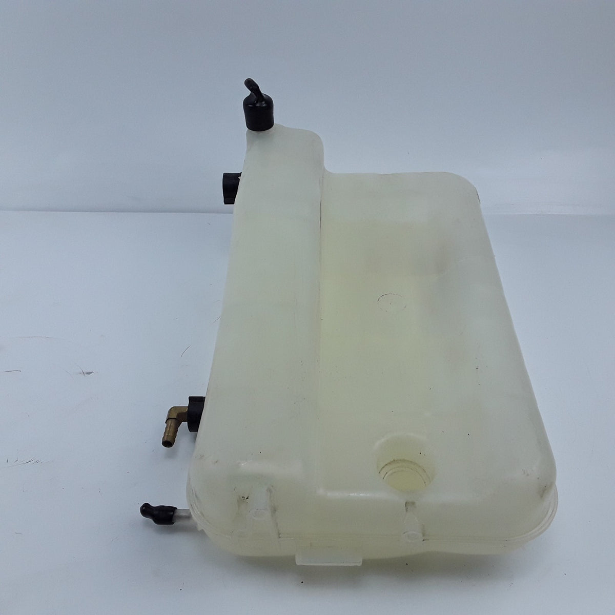 Freightliner 05-29645-001 Coolant Reservoir Assembly Fits Freightliner Trucks