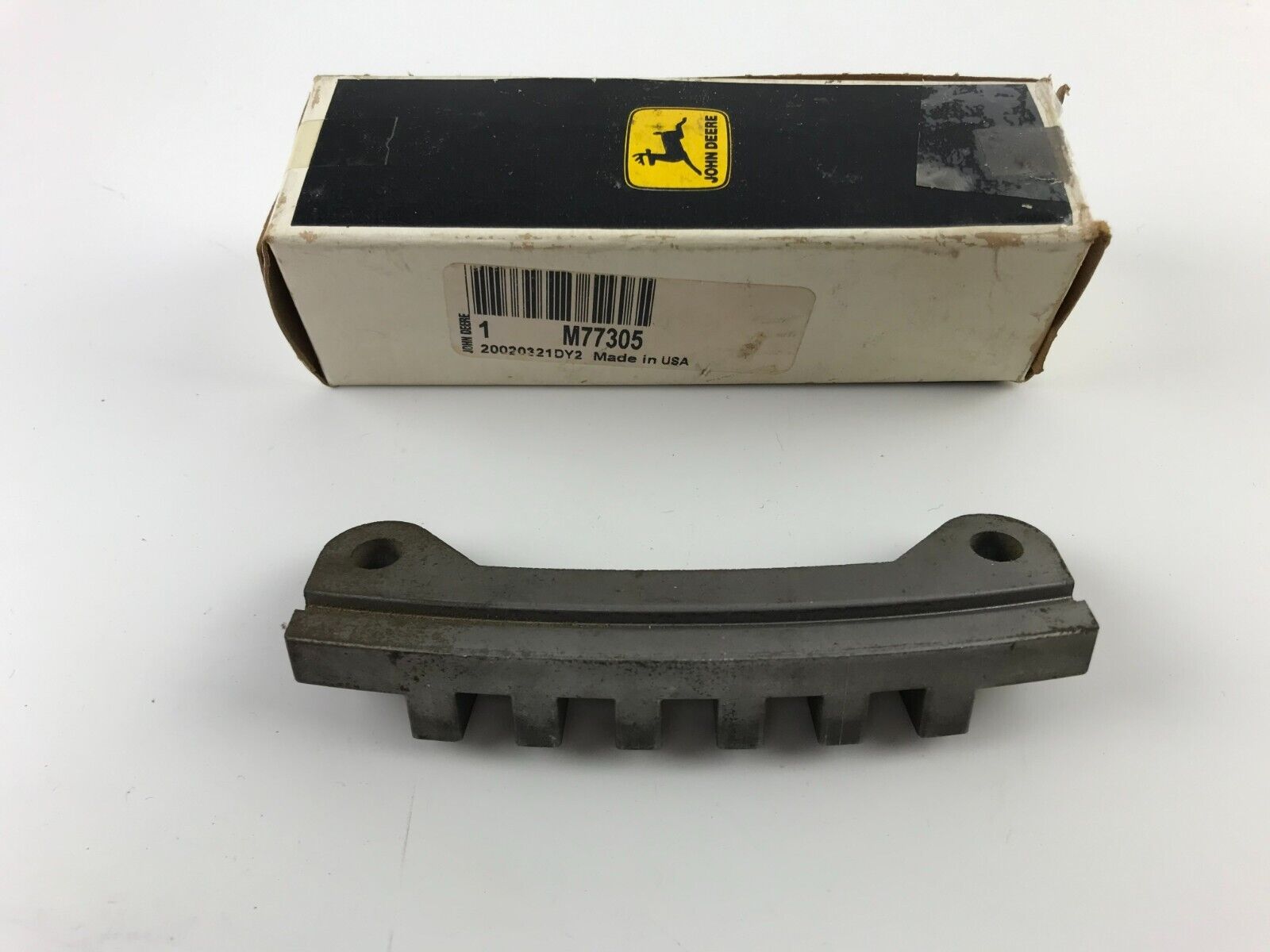 GENUINE OEM JOHN DEERE STEERING WHEEL GUIDE M77305 FAST SHIPPING - HotCarParts