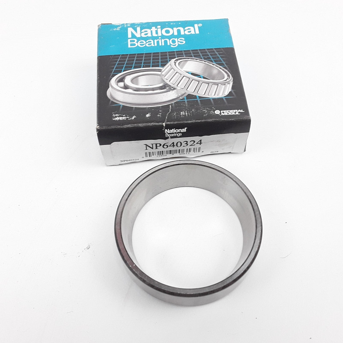 Tapered Roller Bearing Cup Fits Ford F-350 F-250 Super Duty F-250 (2008-2018)