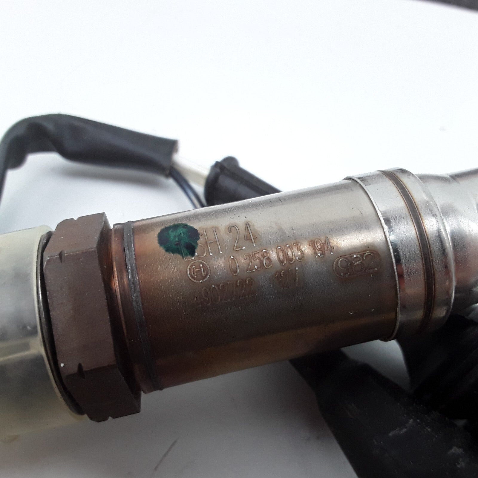 Bosch 13194 p/n 0258003194 Oxygen Sensor Direct Fit Easy Installation Heavy Duty