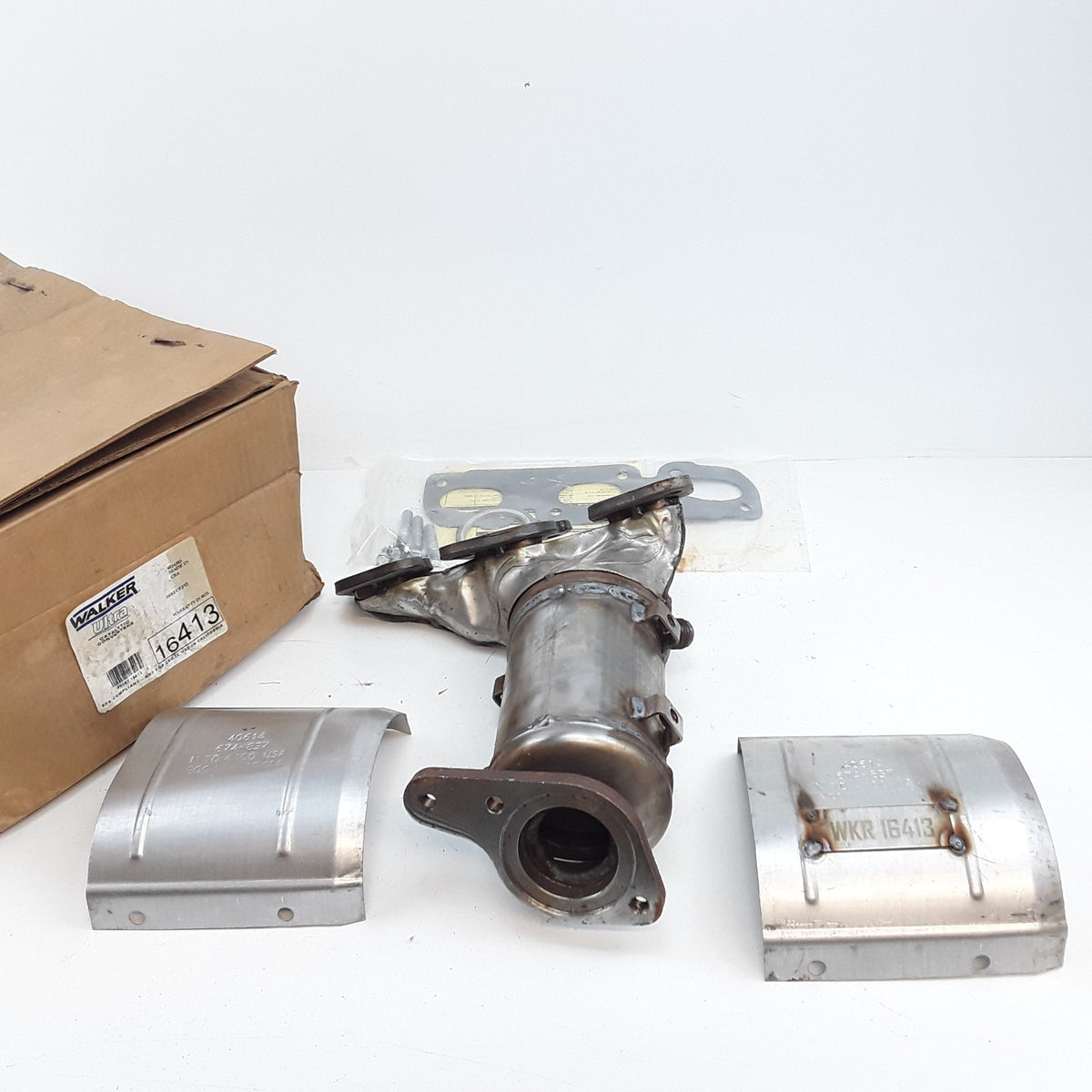Catalytic Converter W/ Integrated Exhaust Manifold Fits Mazda 6 2003-2005 3.0L