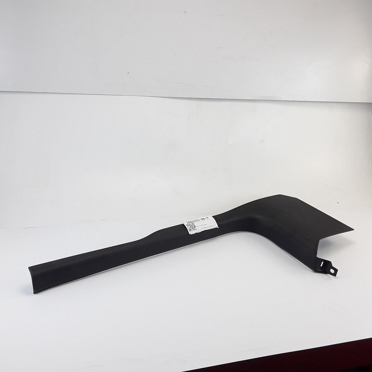 Model 3 2017-2023 RH Front Lower A-Pillar Trim Panel 1086293-00-M OEM