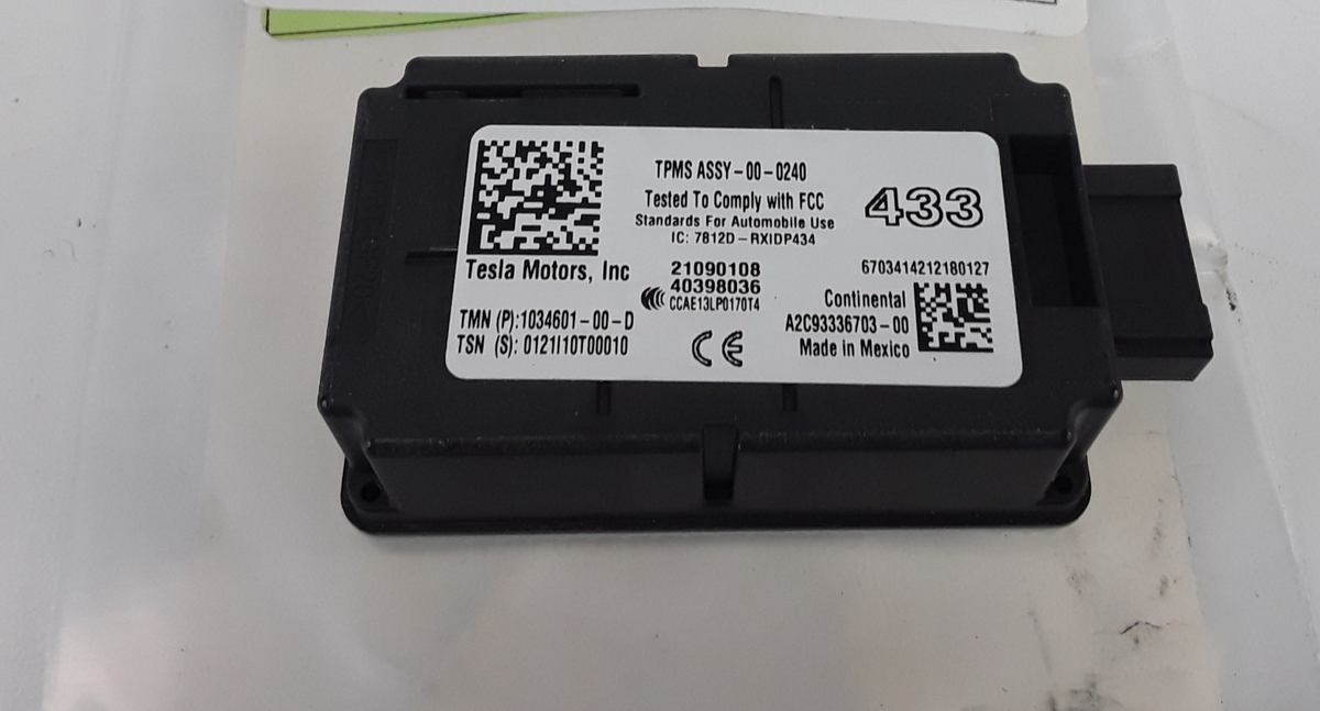 Model S & X 2012-2021 TPMS ECU Receiver 433MHz 1034601-00-D Genuine OEM