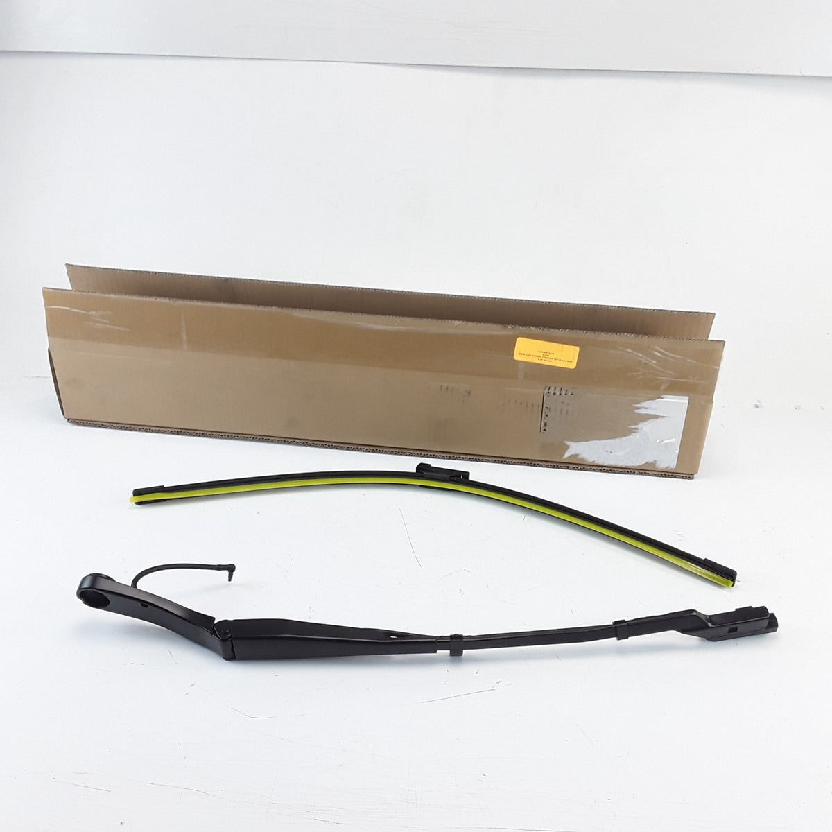 1963548-00-B Driver LHD Wiper Arm Blade For Tesla Model Y 2025 Genuine OEM New