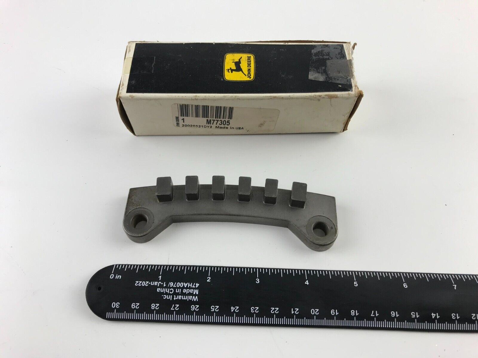 GENUINE OEM JOHN DEERE STEERING WHEEL GUIDE M77305 FAST SHIPPING - HotCarParts