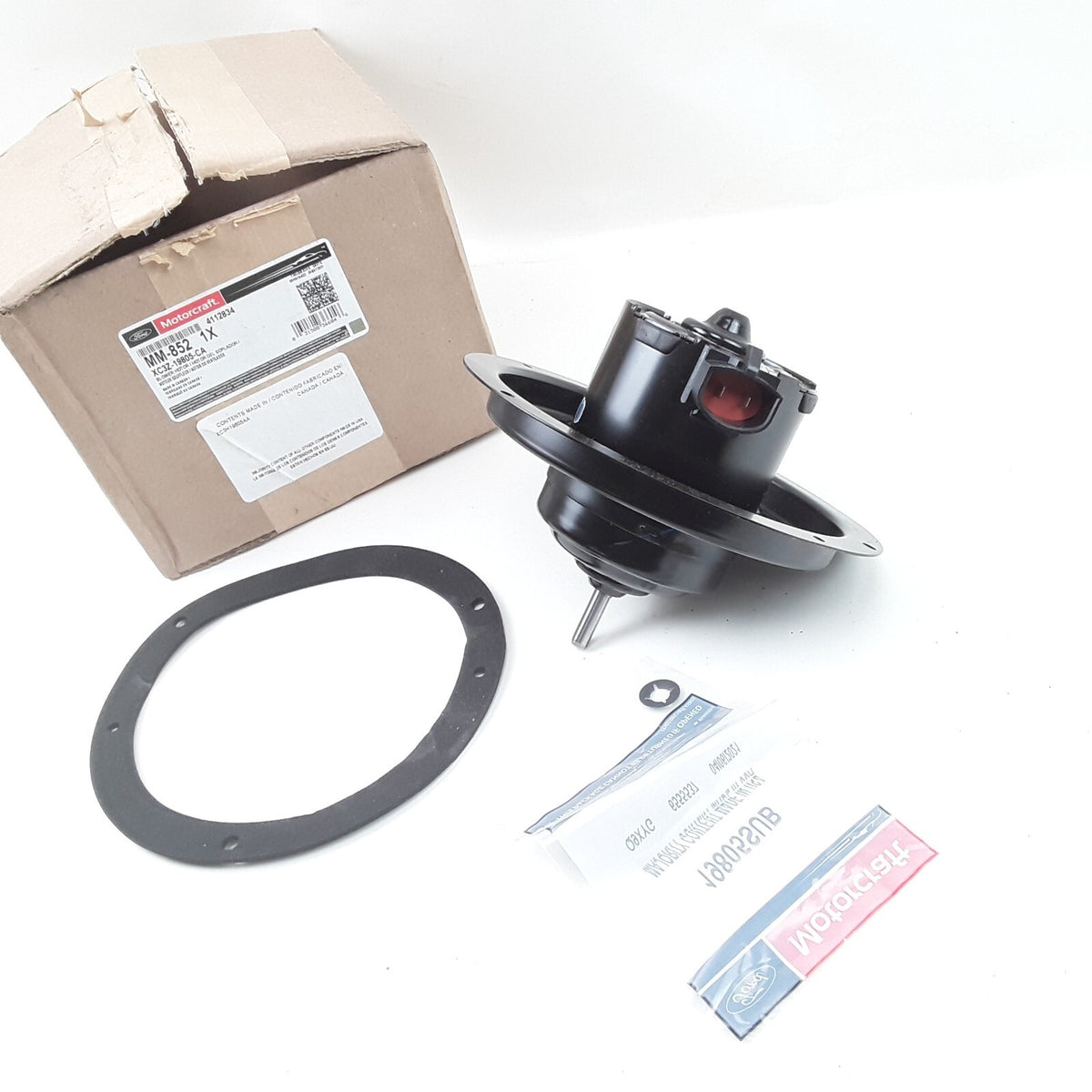 Front Blower Motor For Ford F-250 F-350 F-450 F-550 Super Duty Excursion 1999-07