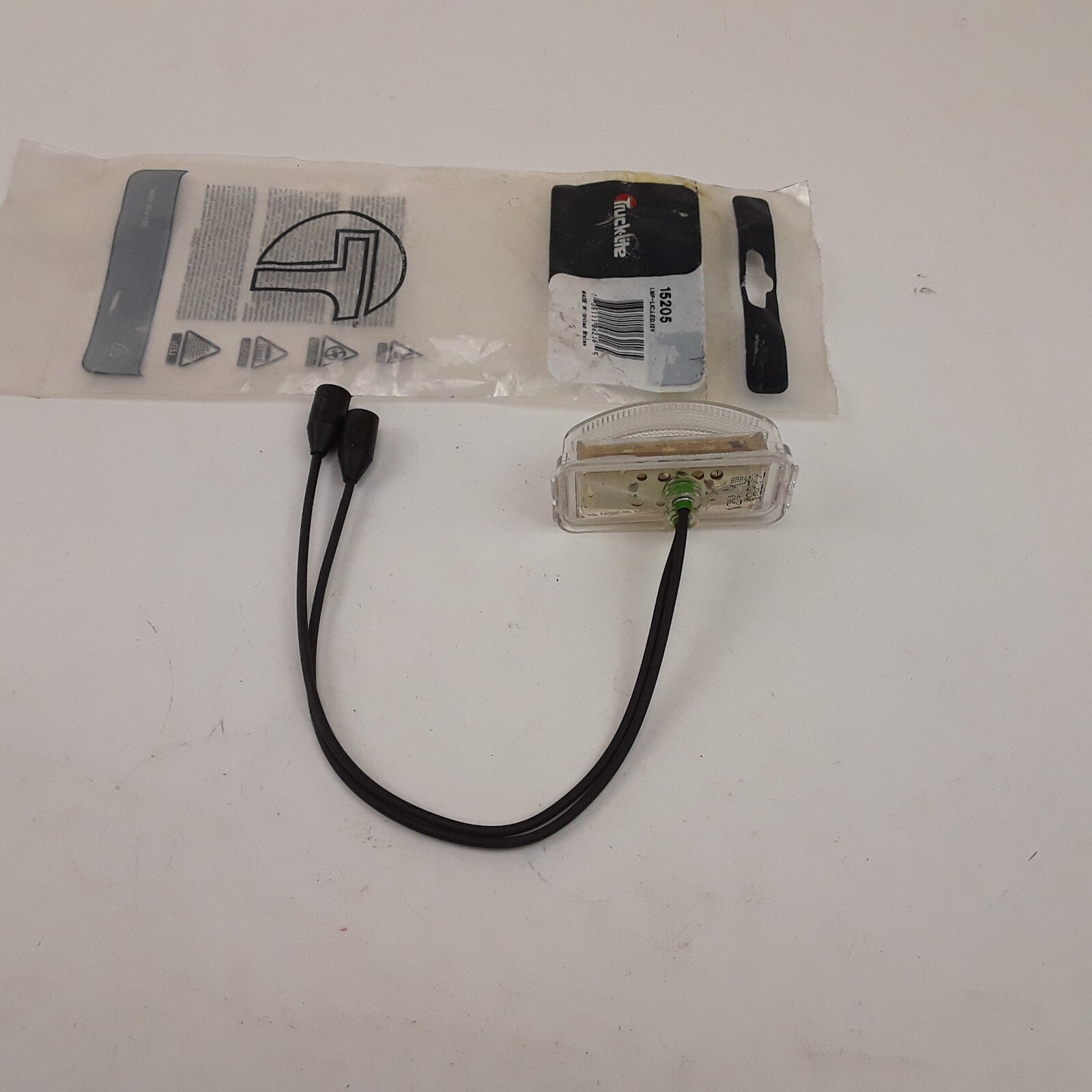 Truck-Lite 15205 15 Series License Plate Light LED Rectangular Bracket Mount 12V