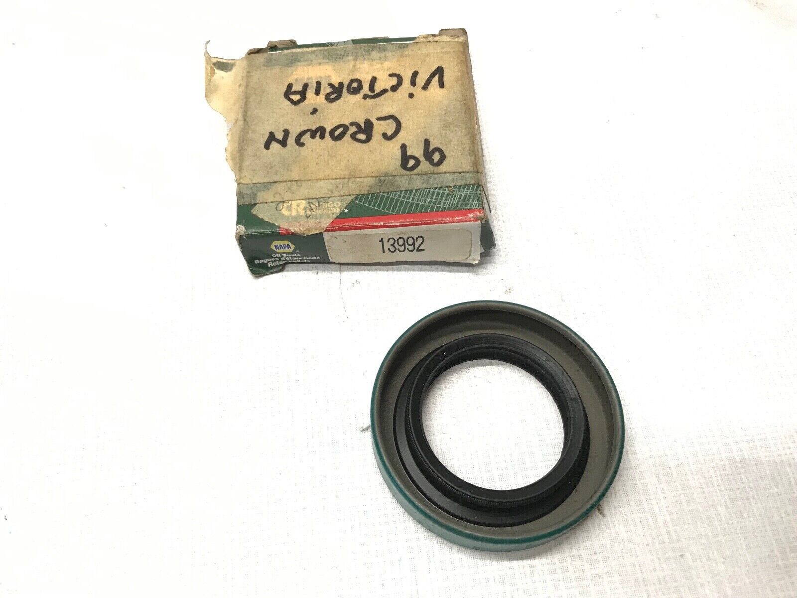 GENUINE CHICAGO RAWHIDE CR OIL SEAL 13992 FAST SHIPPING - HotCarParts