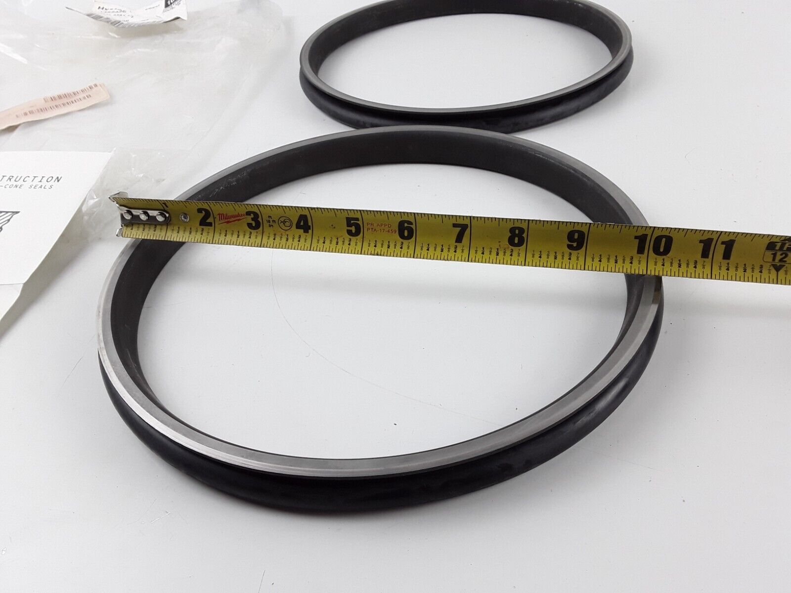 GENUINE HYSTER 1489420 OIL SEAL T ASSEMBLY FACE 2PCS FAST FREE SHIPPING - HotCarParts