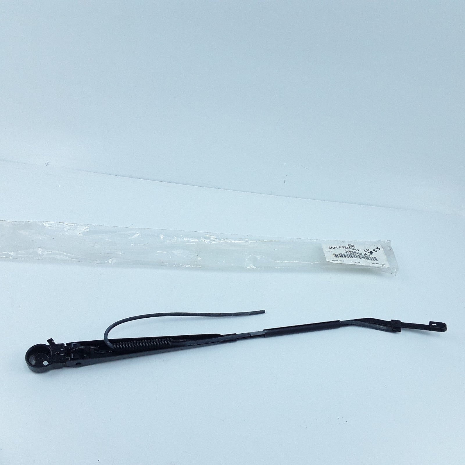 OEM International Front Wiper Arm RH613 LT 7400 IC Corporation 3200 2002-2025