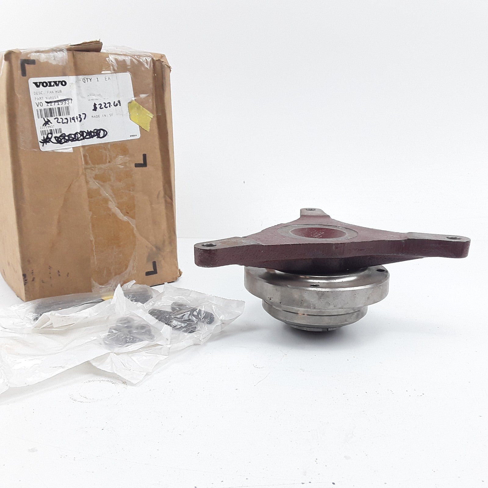 OEM Engine Cooling Fan Hub Assembly For Volvo & Mack Trucks D11 D13 MP7 Engines