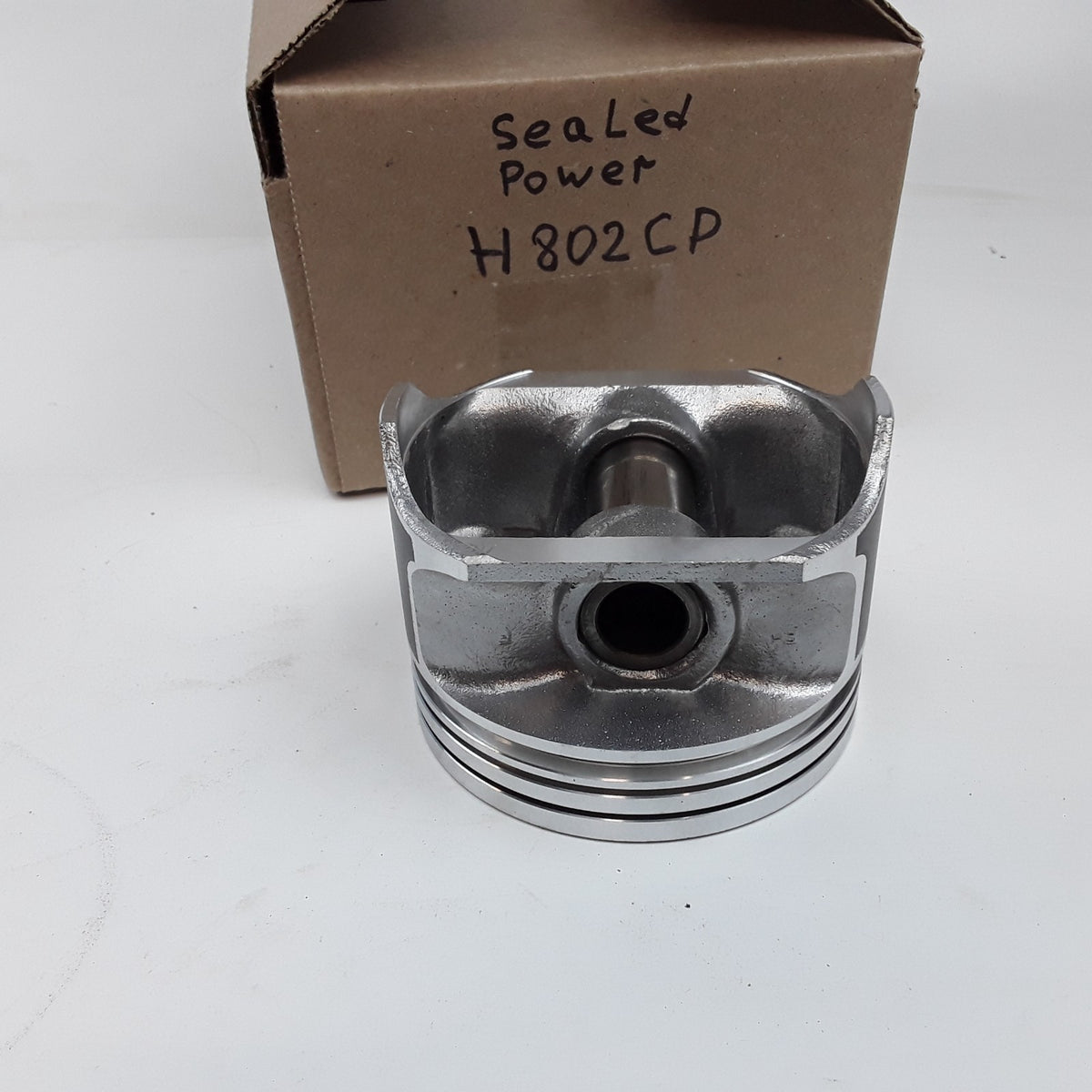 Engine Piston Fits Jeep TJ Cherokee Wrangler Grand Cherokee (1996 1997-2006)