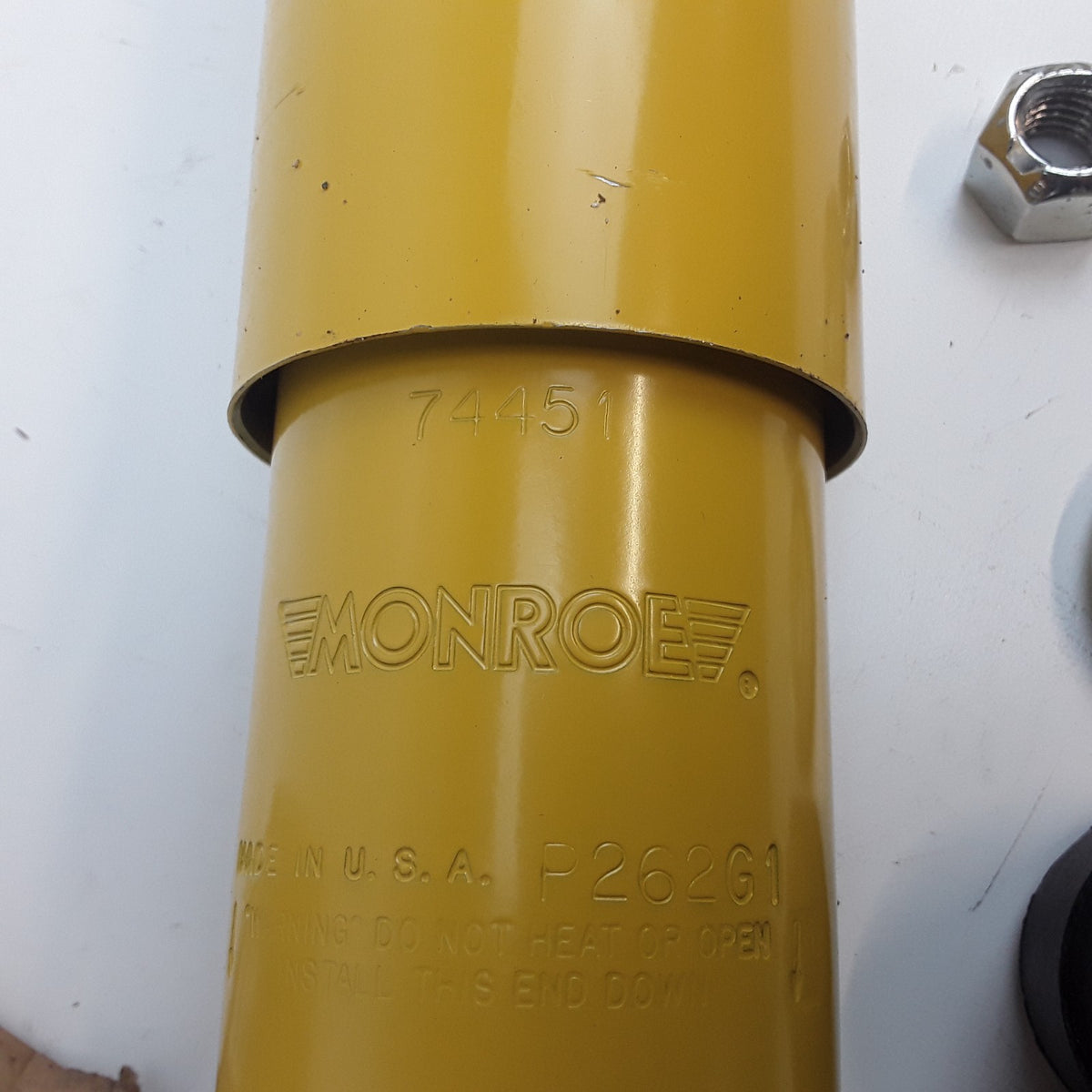 Shock Absorber Fits Motor Coach Industries J4500 (2001-2003, 2007, 2009-2019)
