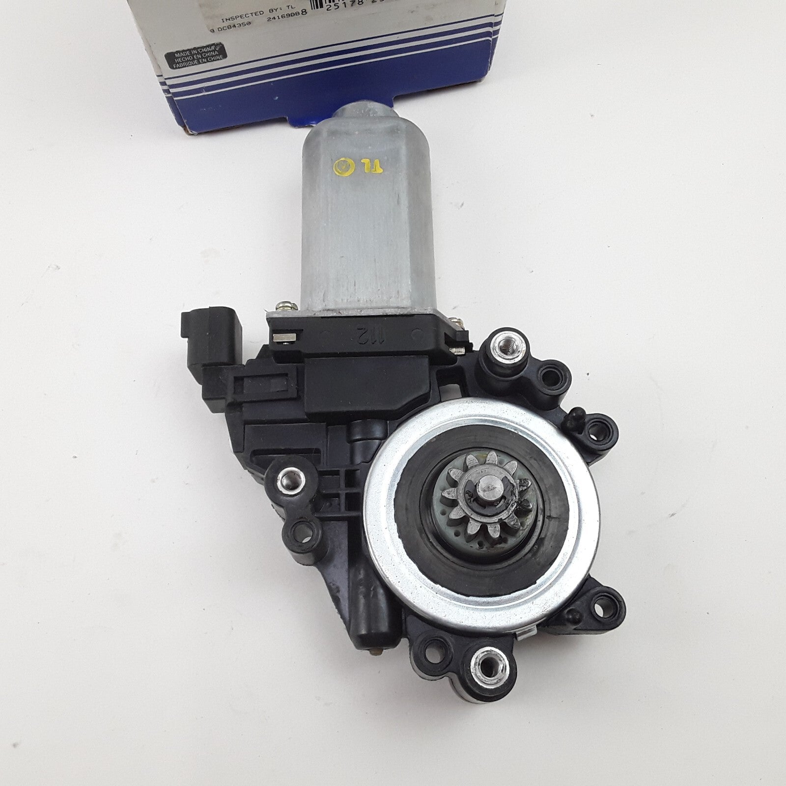 Carquest 54201 Power Window Motor Heavy Duty Lift For Car/Truck/SUV