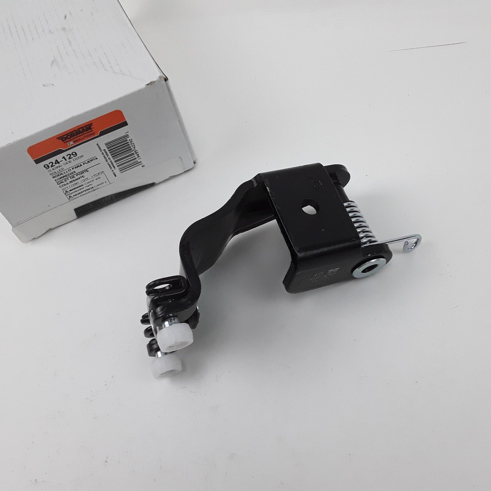 Dorman 924-129 Right Sliding Side Door Roller Fits Honda Odyssey (2005-2010)