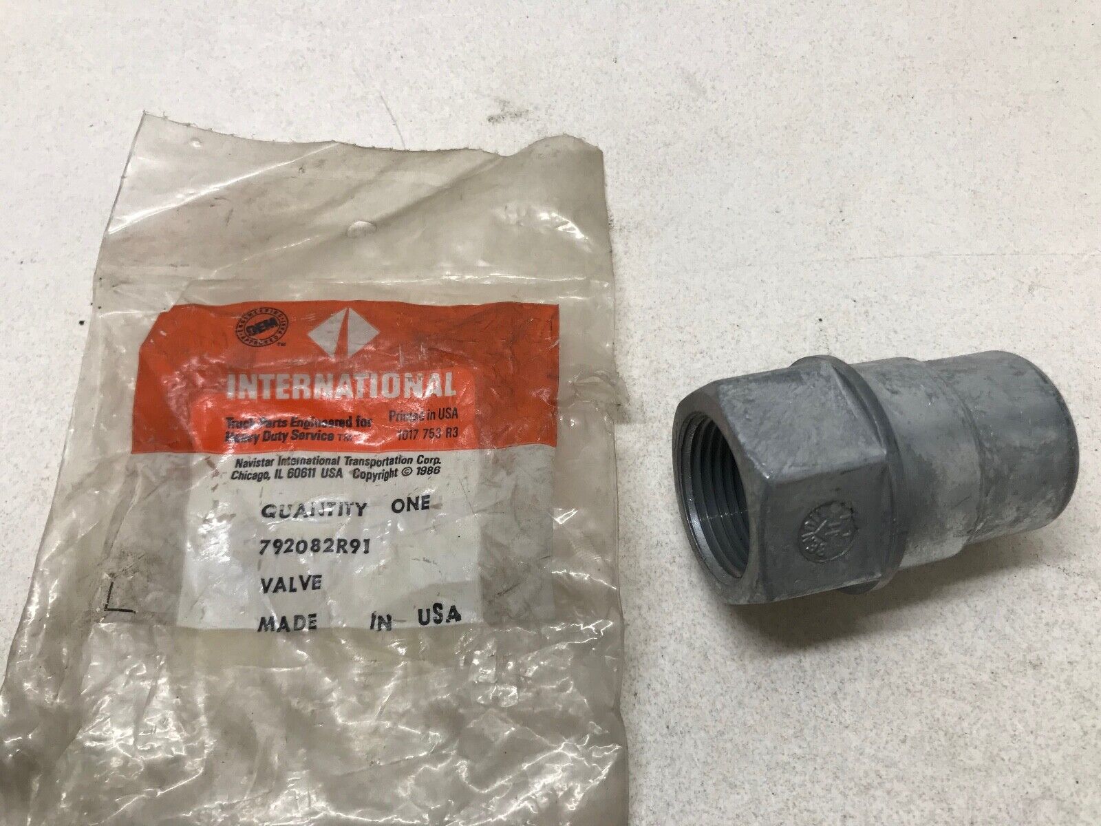 OEM INTERNATIONAL VALVE 792082R91 / Navistar MADE IN USA FAST SHIPPING - HotCarParts