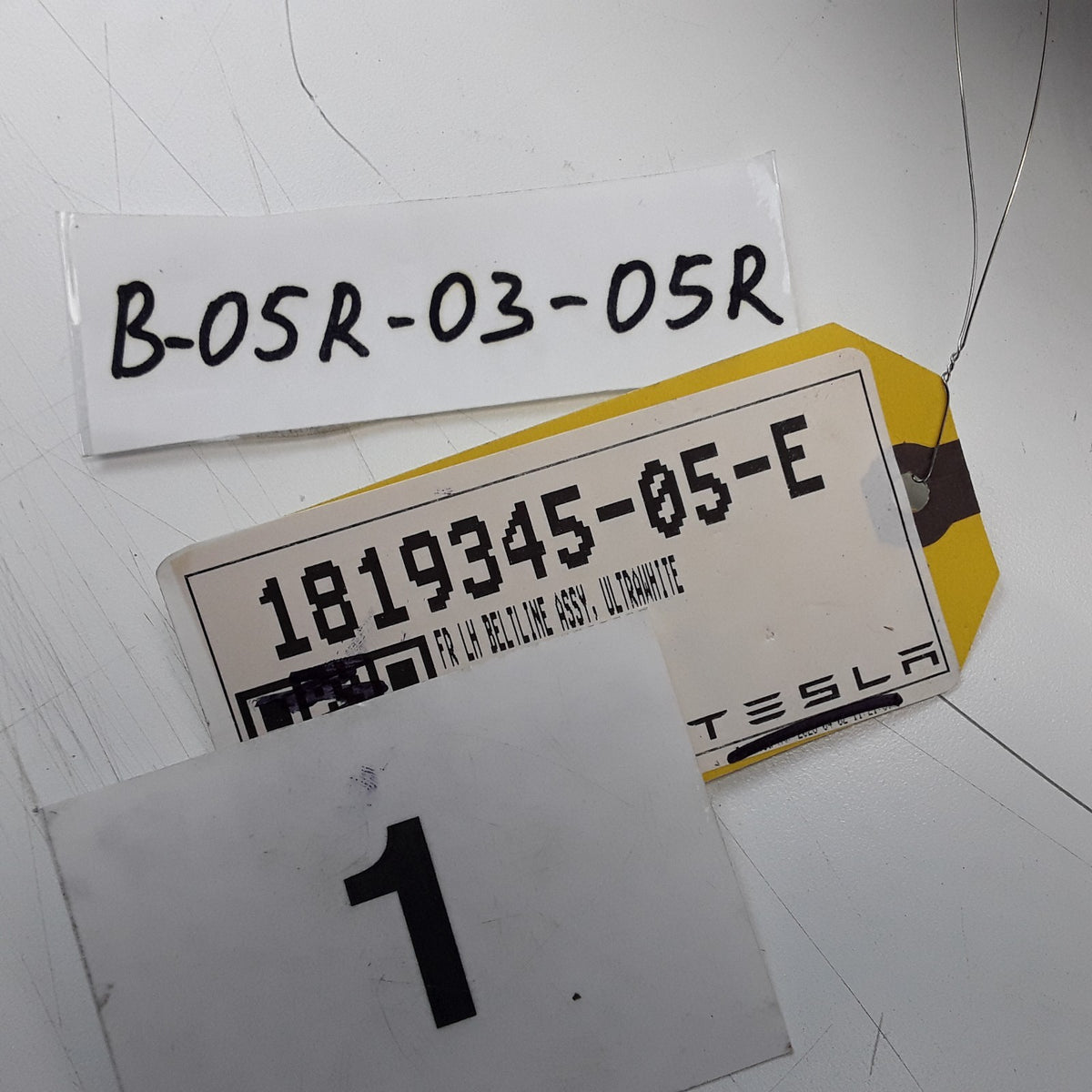 1819345-05-E Front LH White Beltline Trim For Tesla Cybertruck  2024 2025 2026