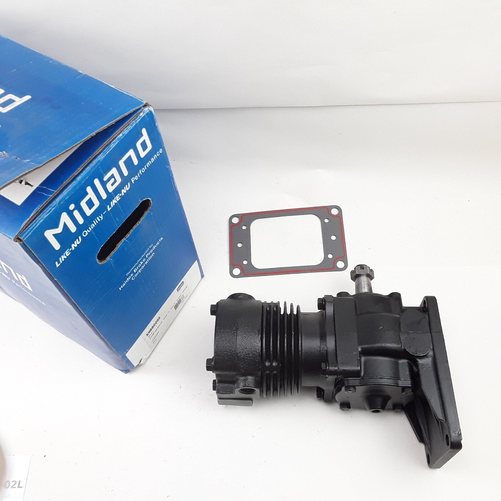 Haldex KN86020X Midland Air Brake Compressor 850 4-Hole Base Mount Heavy Duty