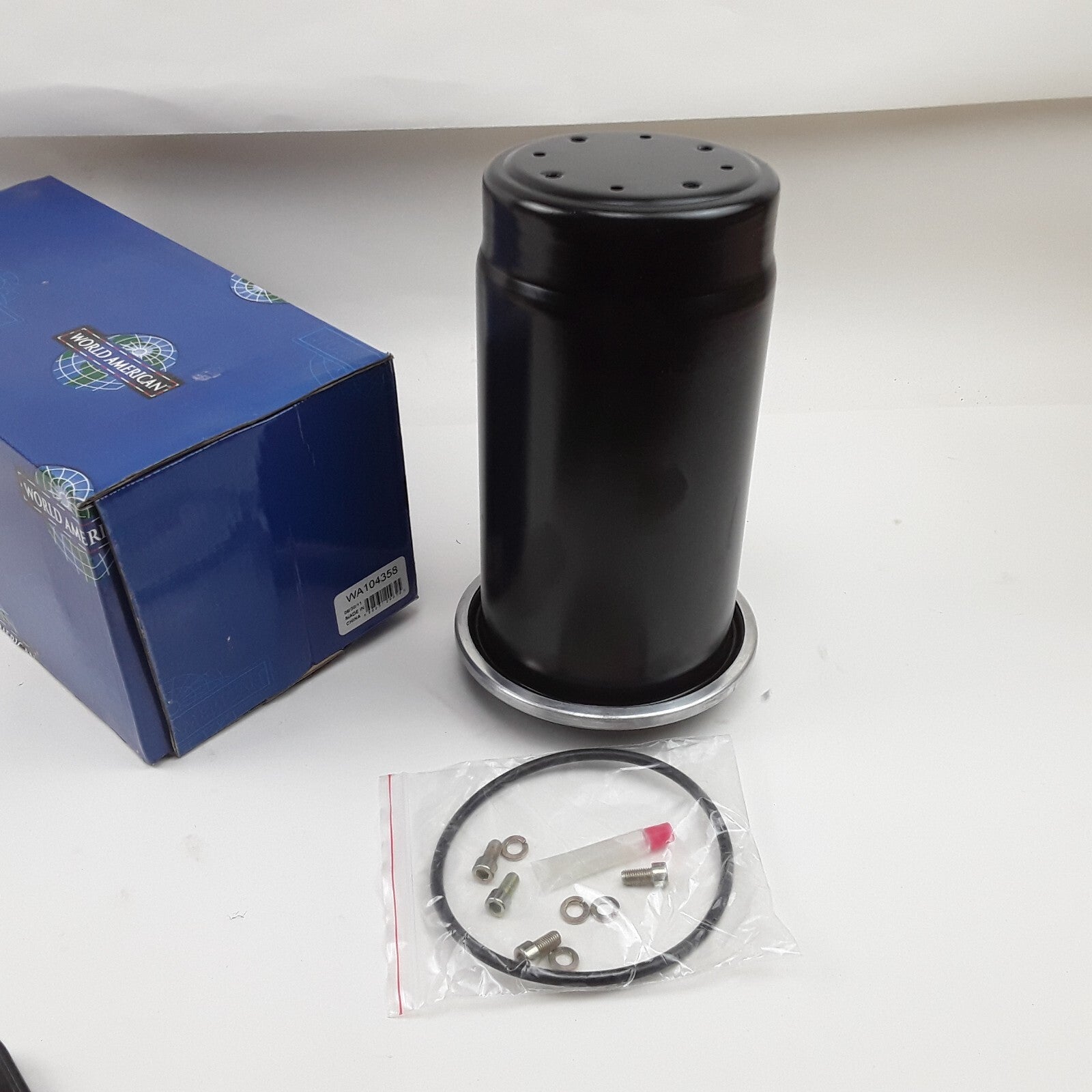 World American WA104358 Air Brake Dryer Cartridge Heavy Duty with Bolts