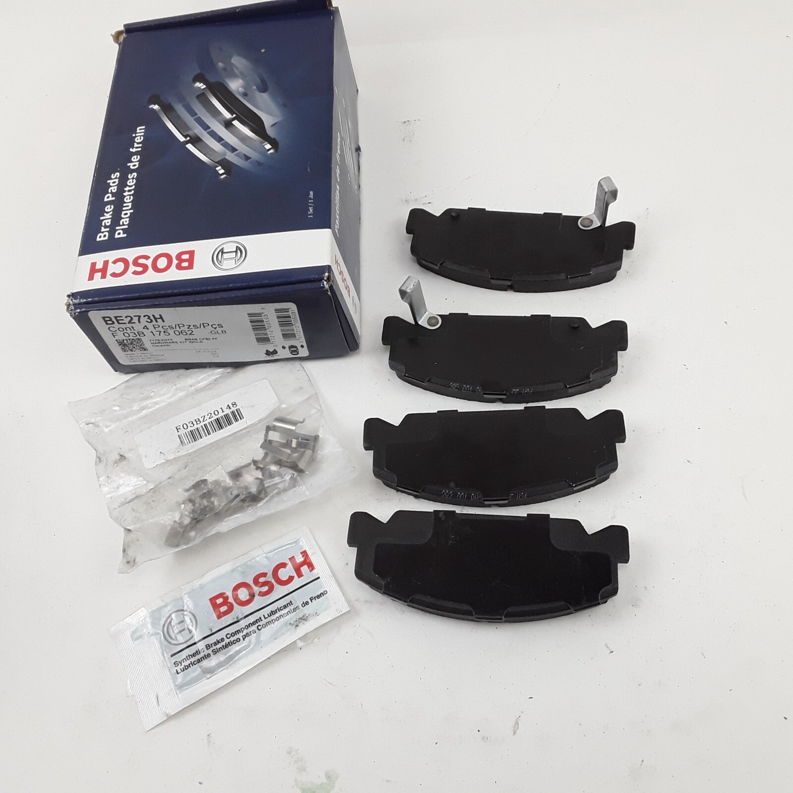 Front Disc Brake Pad Set Fits Honda Civic Accord CRX Civic del Sol (1984-2000)