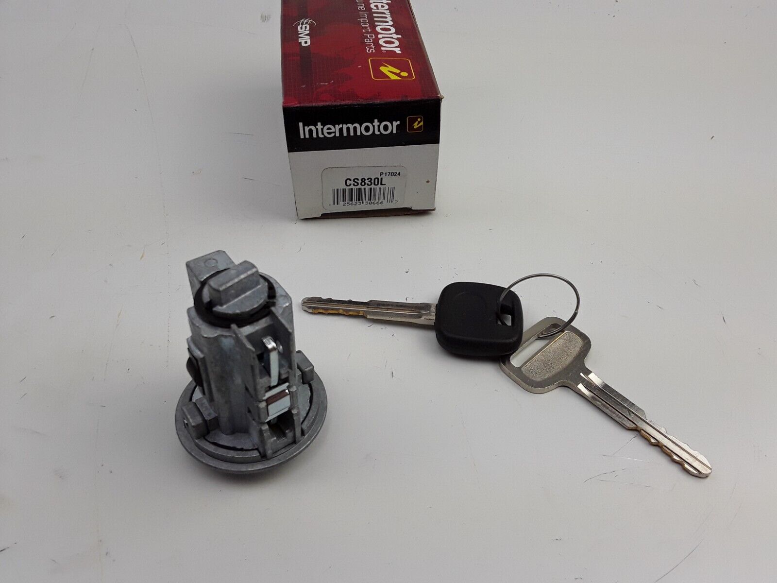 Ignition Lock Cylinder Fits Toyota Sienna 2003-2004, 2007 2008 2009 2010 - HotCarParts