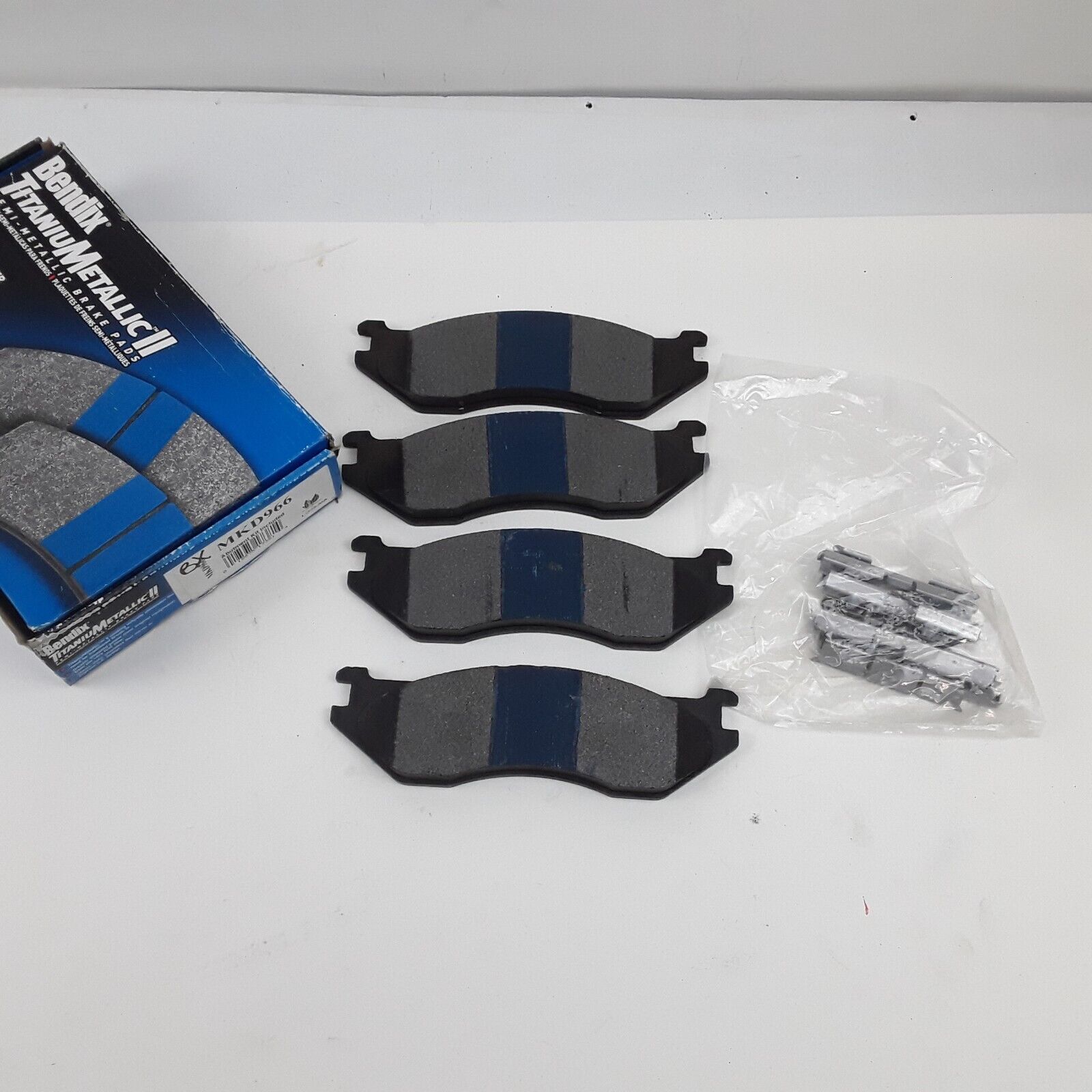 Bendix MKD966 Premium Semi-Metallic Disc Brake Pad Set Fit for Dodge 2003-2006