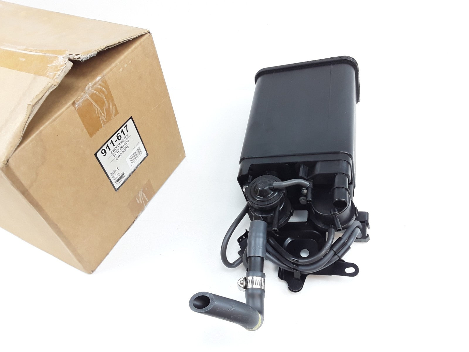 Dorman 911-617 Vapor Canister Fits Toyota Camry Lexus ES300 (1997 1998 1999)