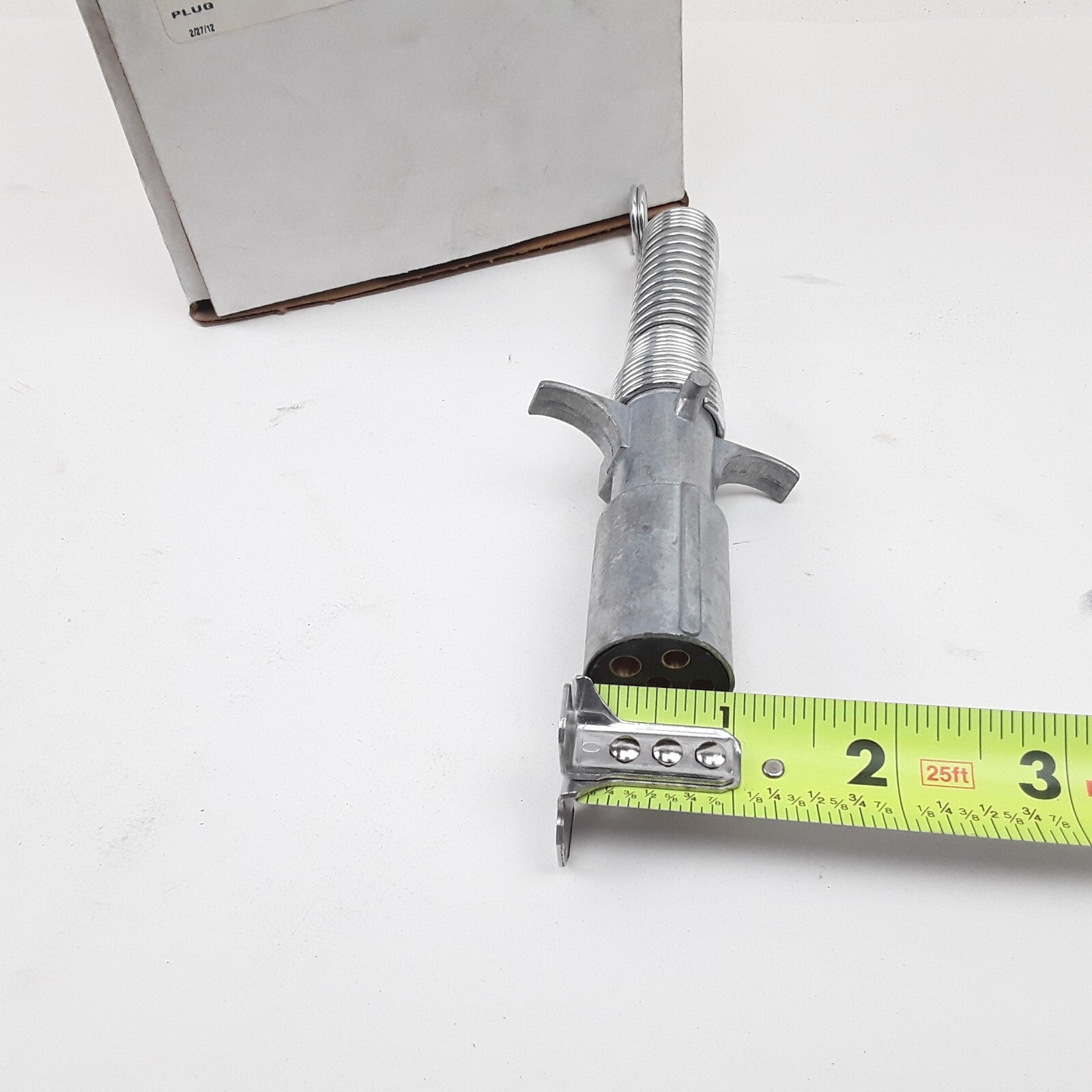 World American WA15-630 - Tractor Wiring Plug - 6 -Way, with Spring and Cable