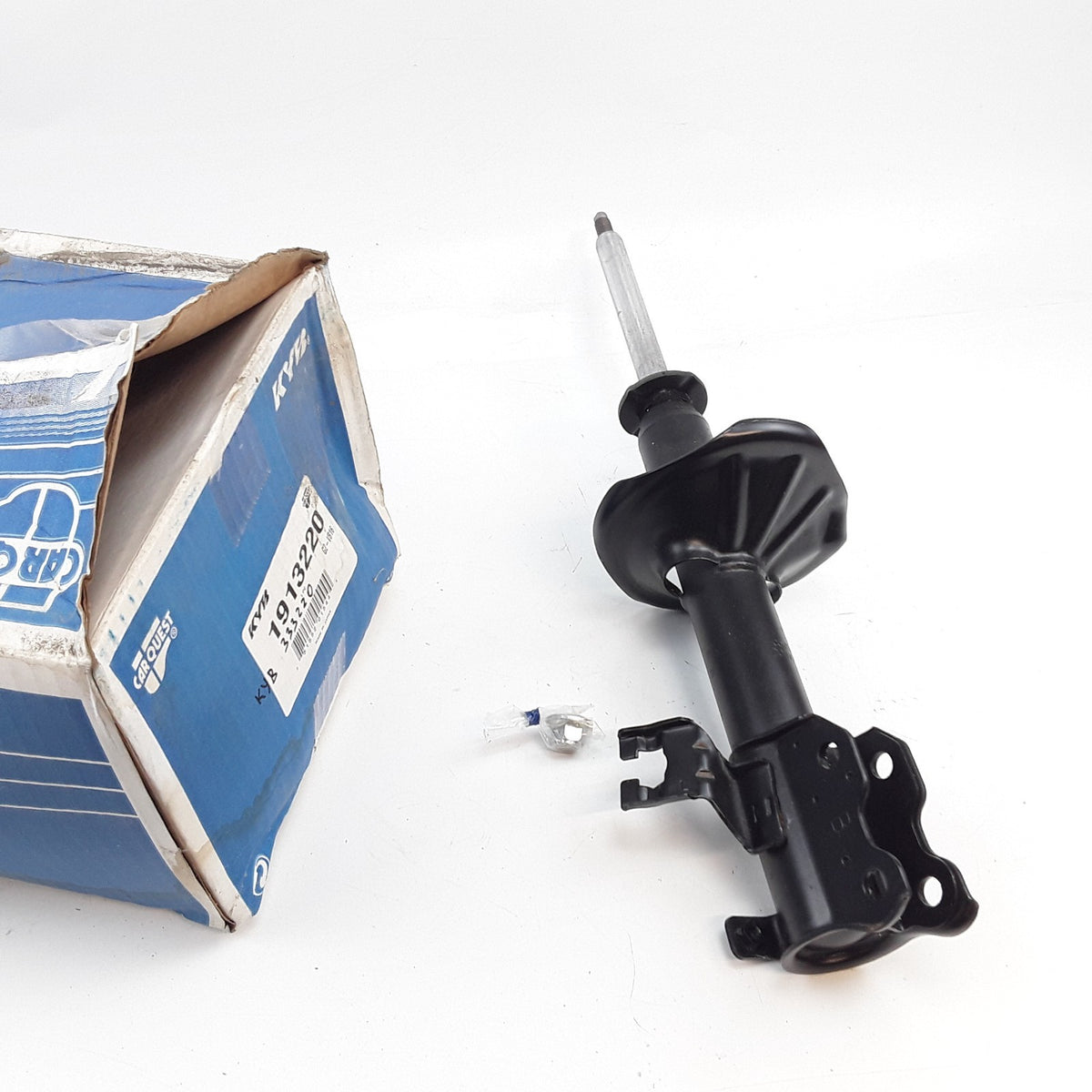 Front Left Suspension Strut Fits Nissan 200SX Sentra (1995 1996 1997 1998 1999)