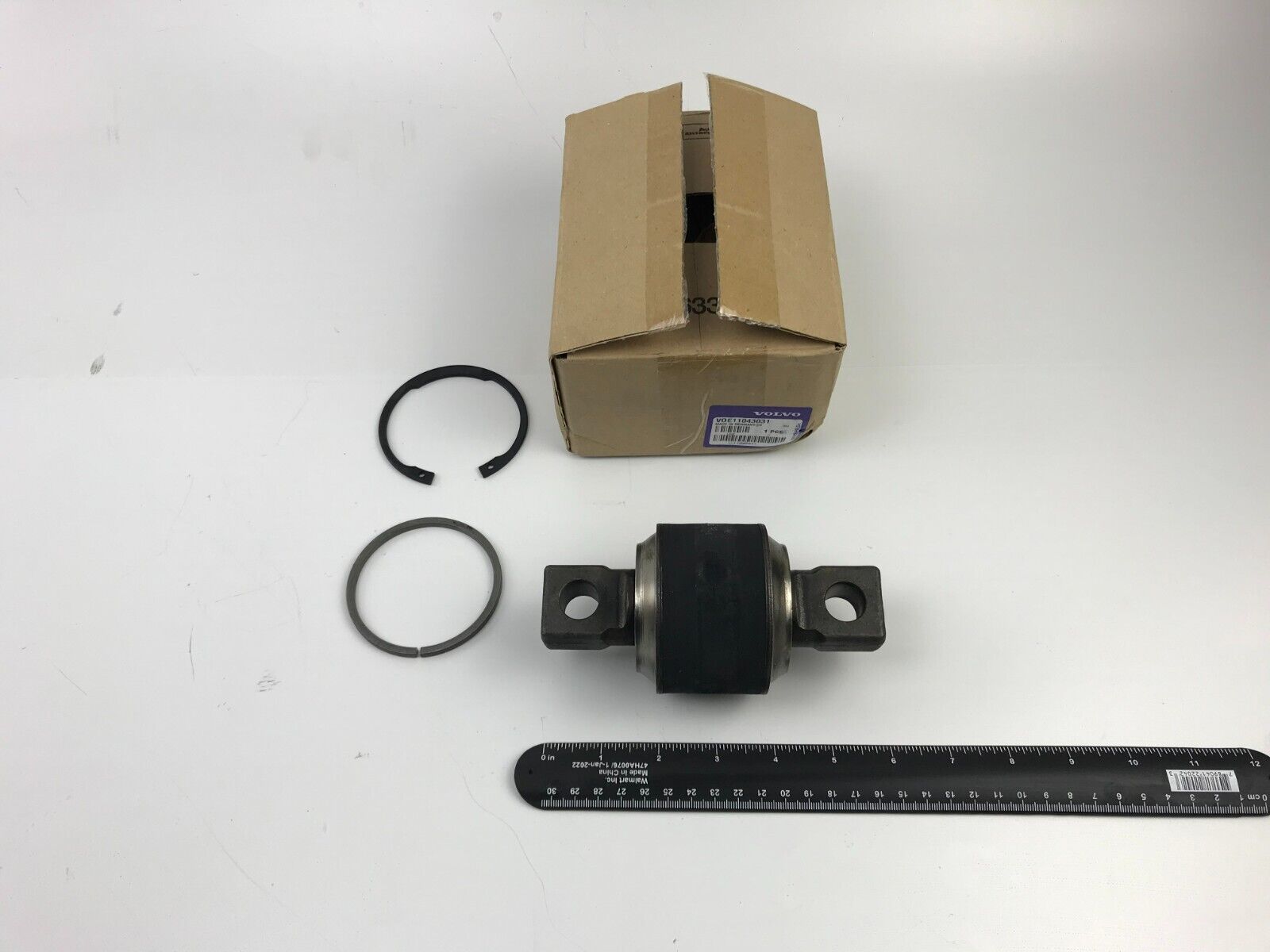 GENUNE OEM VOLVO VOE11043031 BEARING SILENTBLOCK SUSPENSION 11043031 FAST SHIPP - HotCarParts