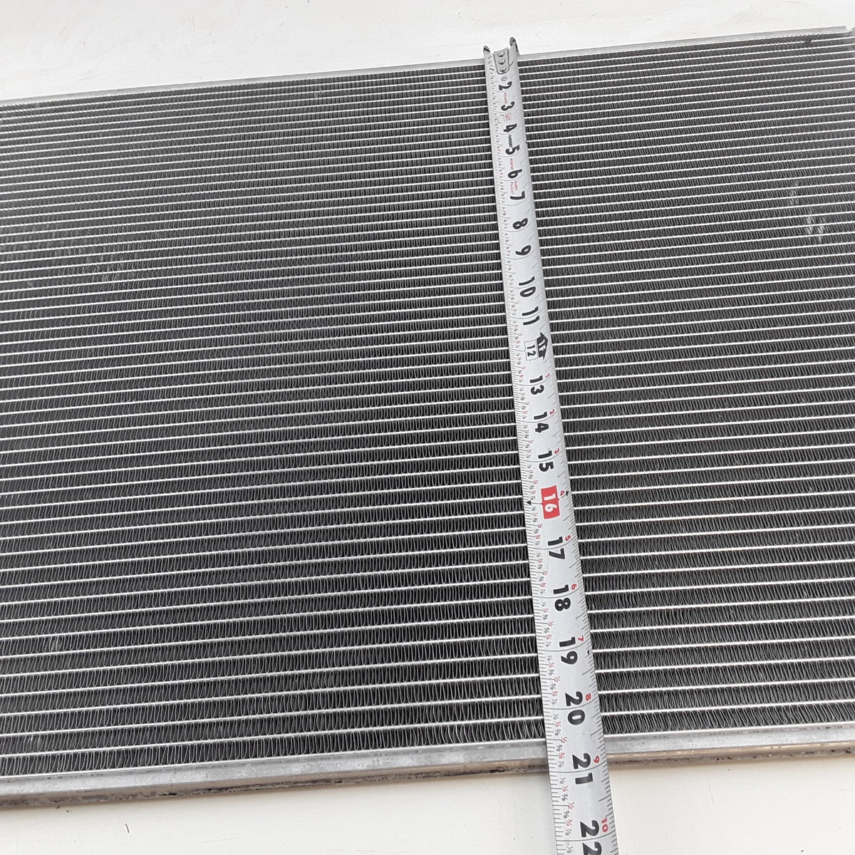 Genuine A2272462000 A/C Condenser Fits Freightliner M2 106 2014 2015 2016 2017