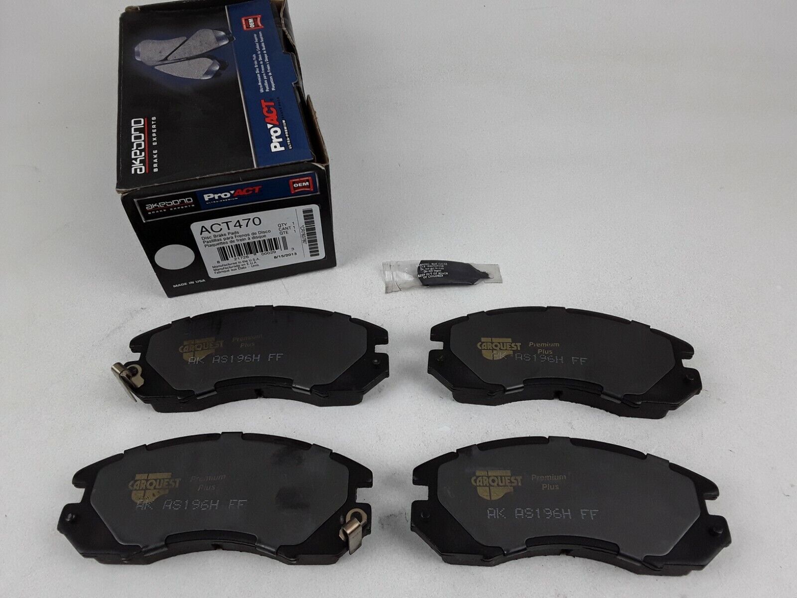 Disc Brake Pads Set Ultra Premium Ceramic Front Akebono ACT470 for Subaru 90-96 - HotCarParts
