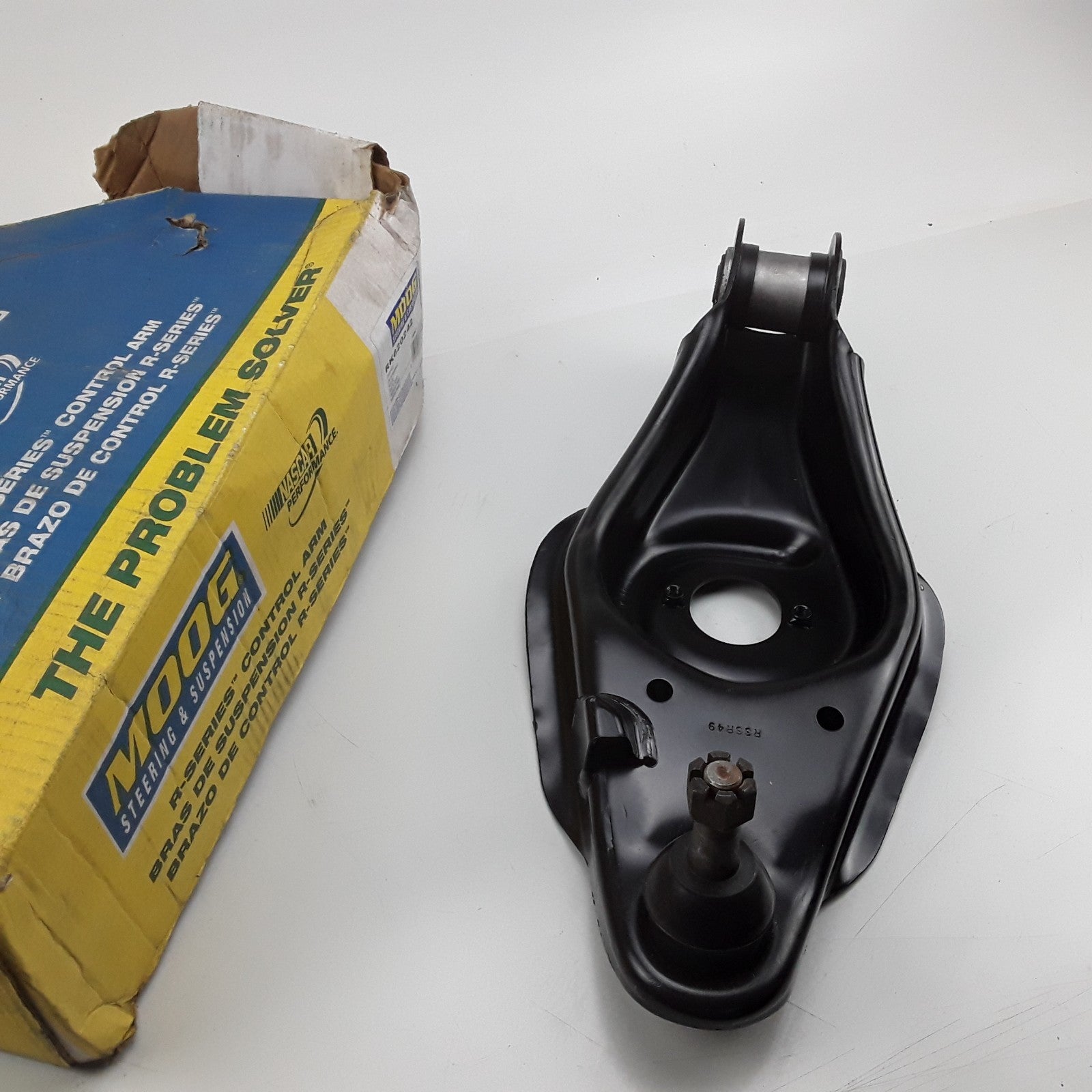 Front Right Lower Control Arm Fits Dodge B1500 B250 B300 B200 B100 (1979-2003)