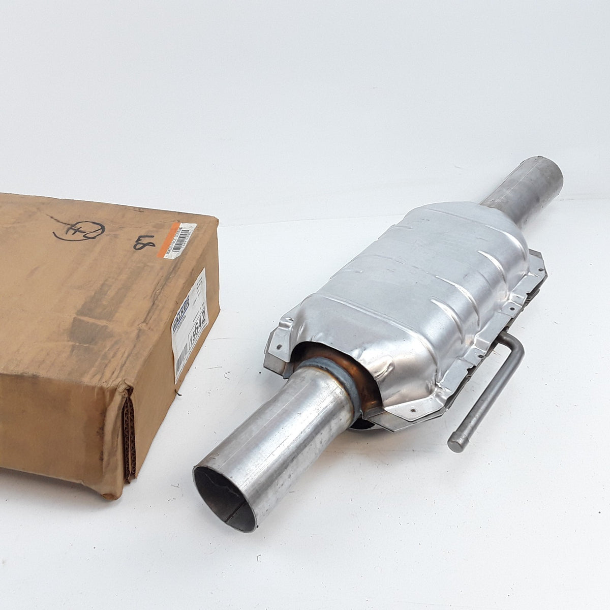 Catalytic Converter Fits Buick LeSabre Pontiac Bonneville & more 1992 1993 1994