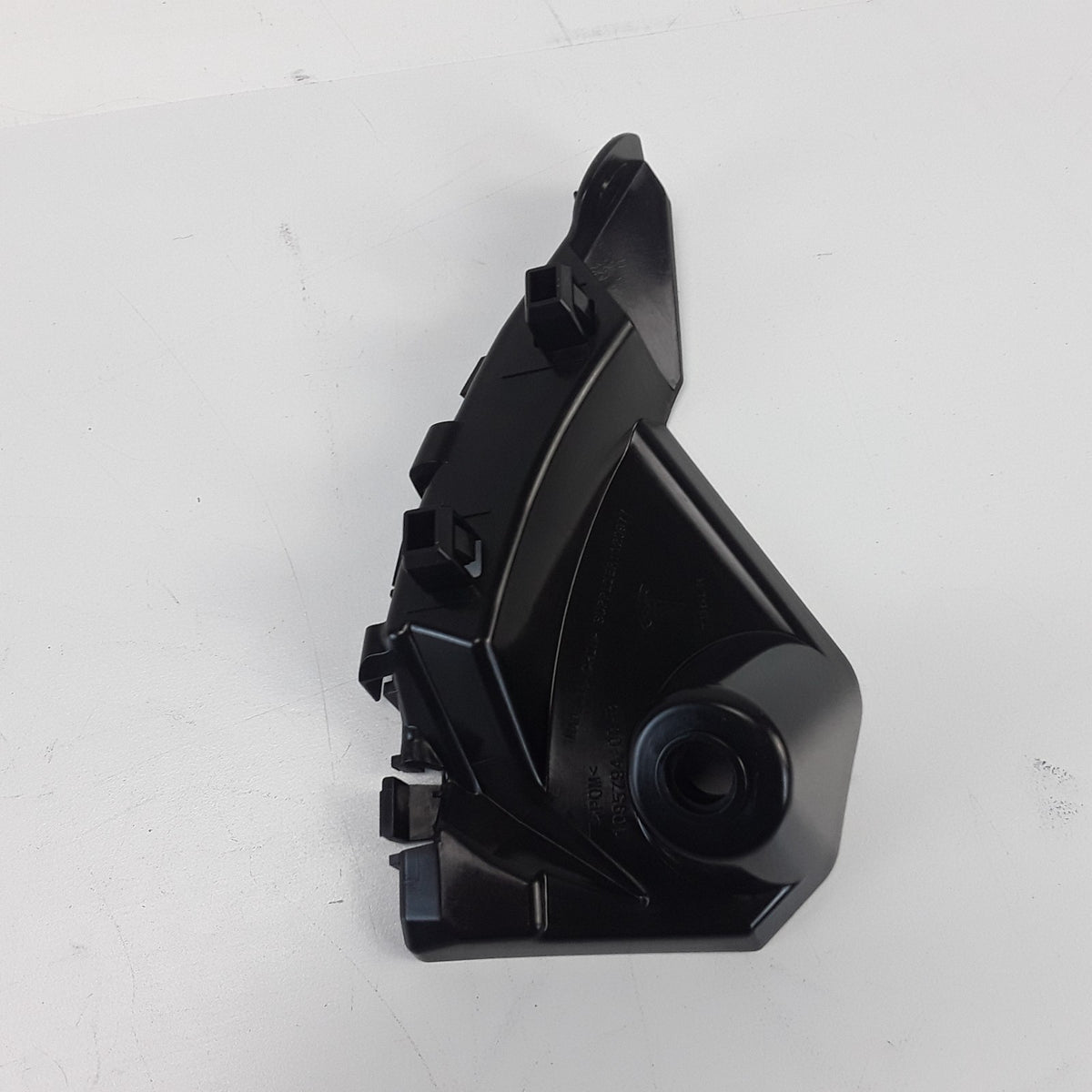 1095794-00-B RH Front Bumper Fascia Fender Bracket For Tesla Model X OEM New