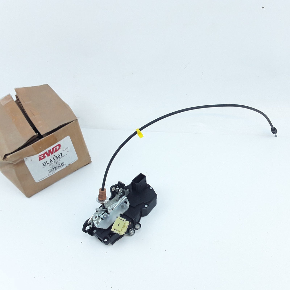 Front Left Power Door Lock Actuator Fits Chevrolet Impala (2006 2007 2008-2011)
