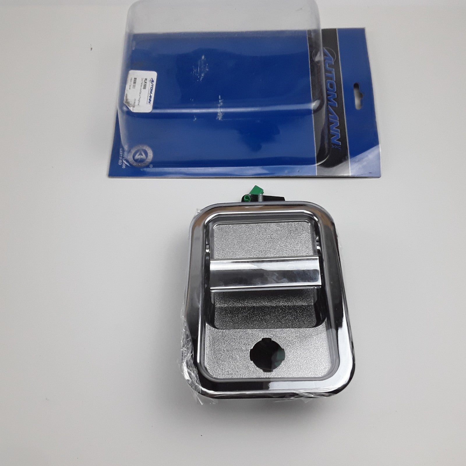 Chrome Door Handle Left Driver Side LH Fits Freightliner Columbia A18-39542-000